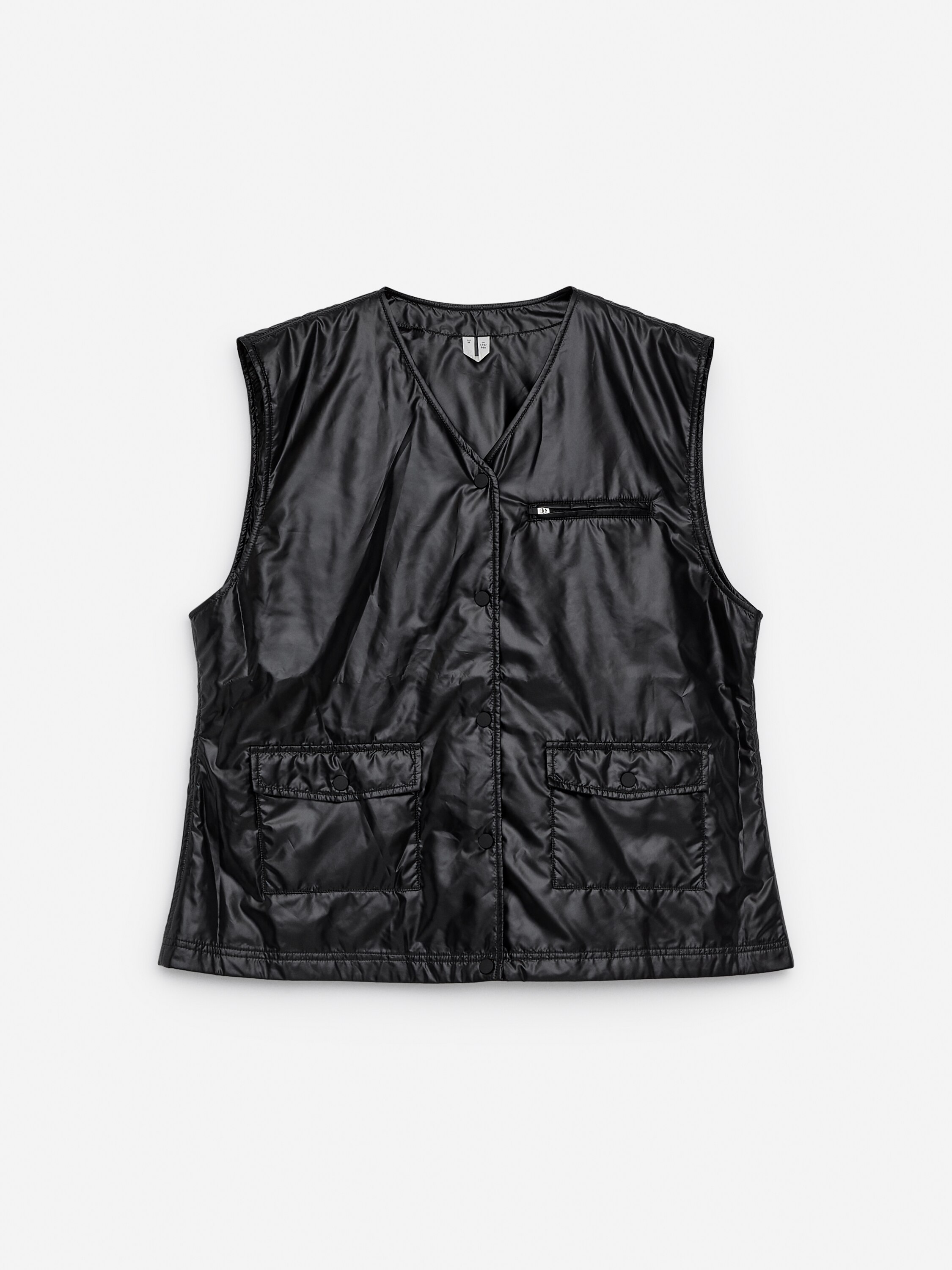 Light Padded Nylon Vest – Black – Women – ARKET NL
