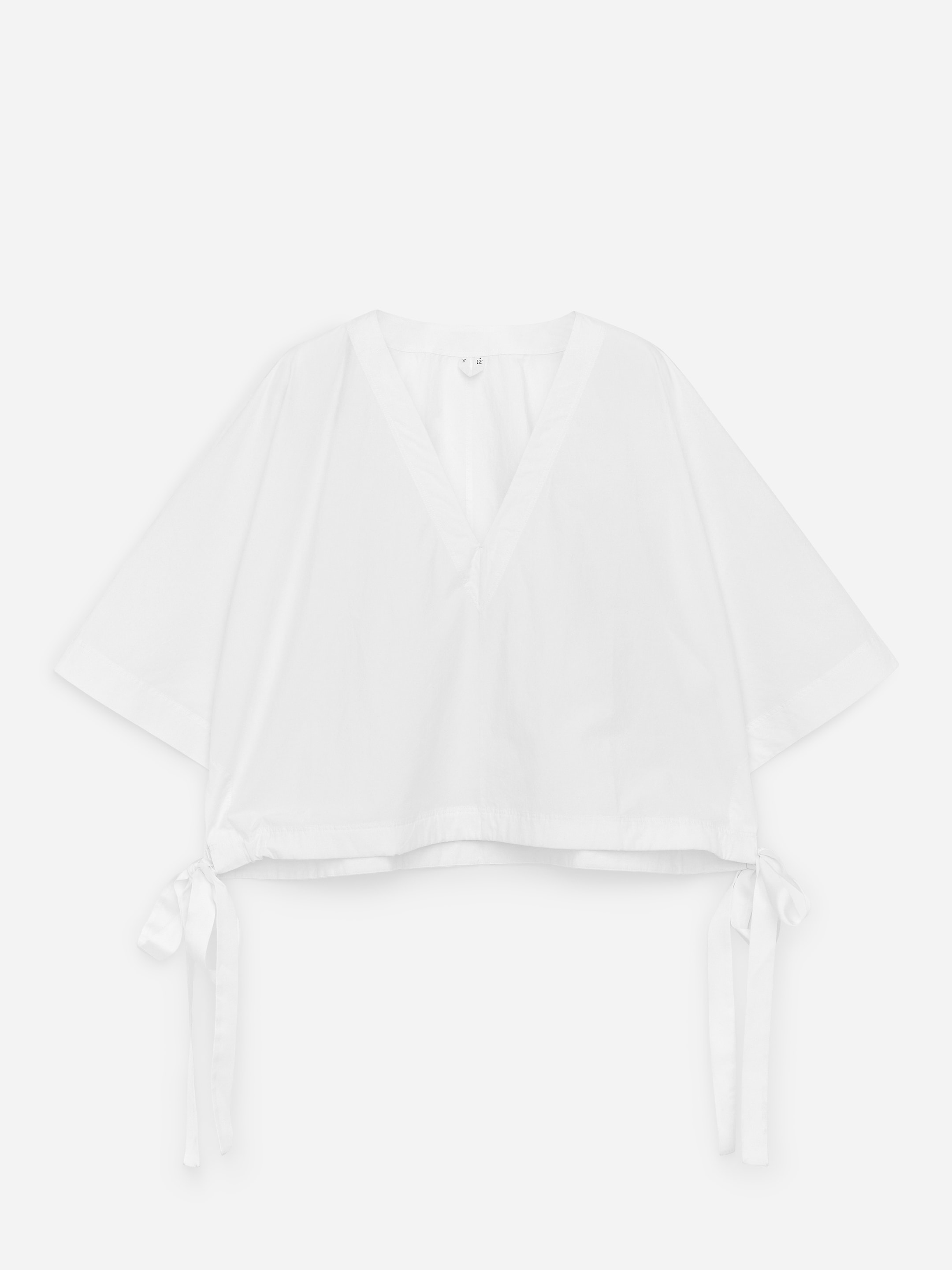 Drawstring Hem Cotton Top - White - Loose fit - Women - StillMedia/DescriptiveStillLife - 1