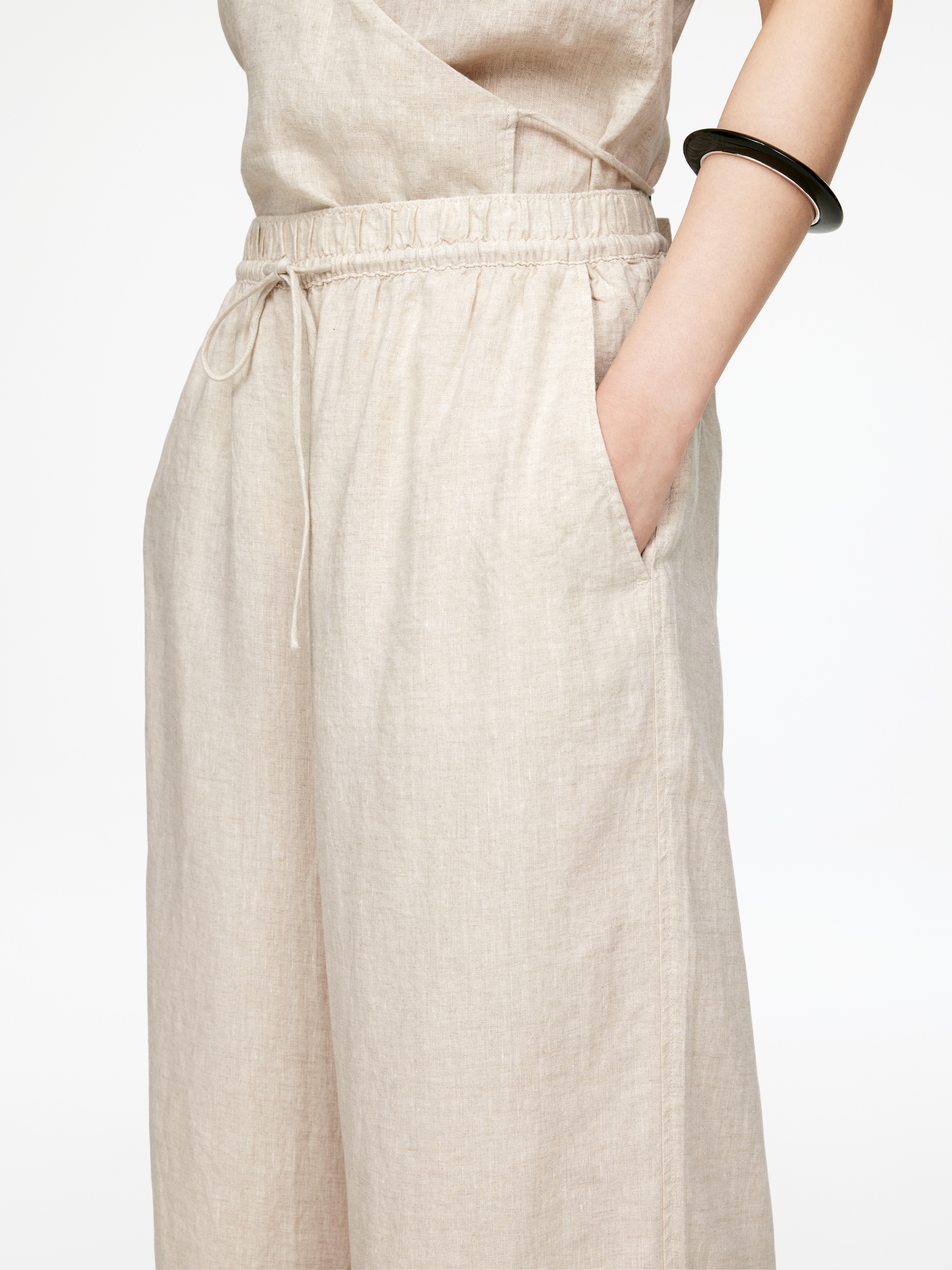 Größeres Bild anzeigen: Cropped-Leinenhose - Beige - Ladies | H&M AT 4