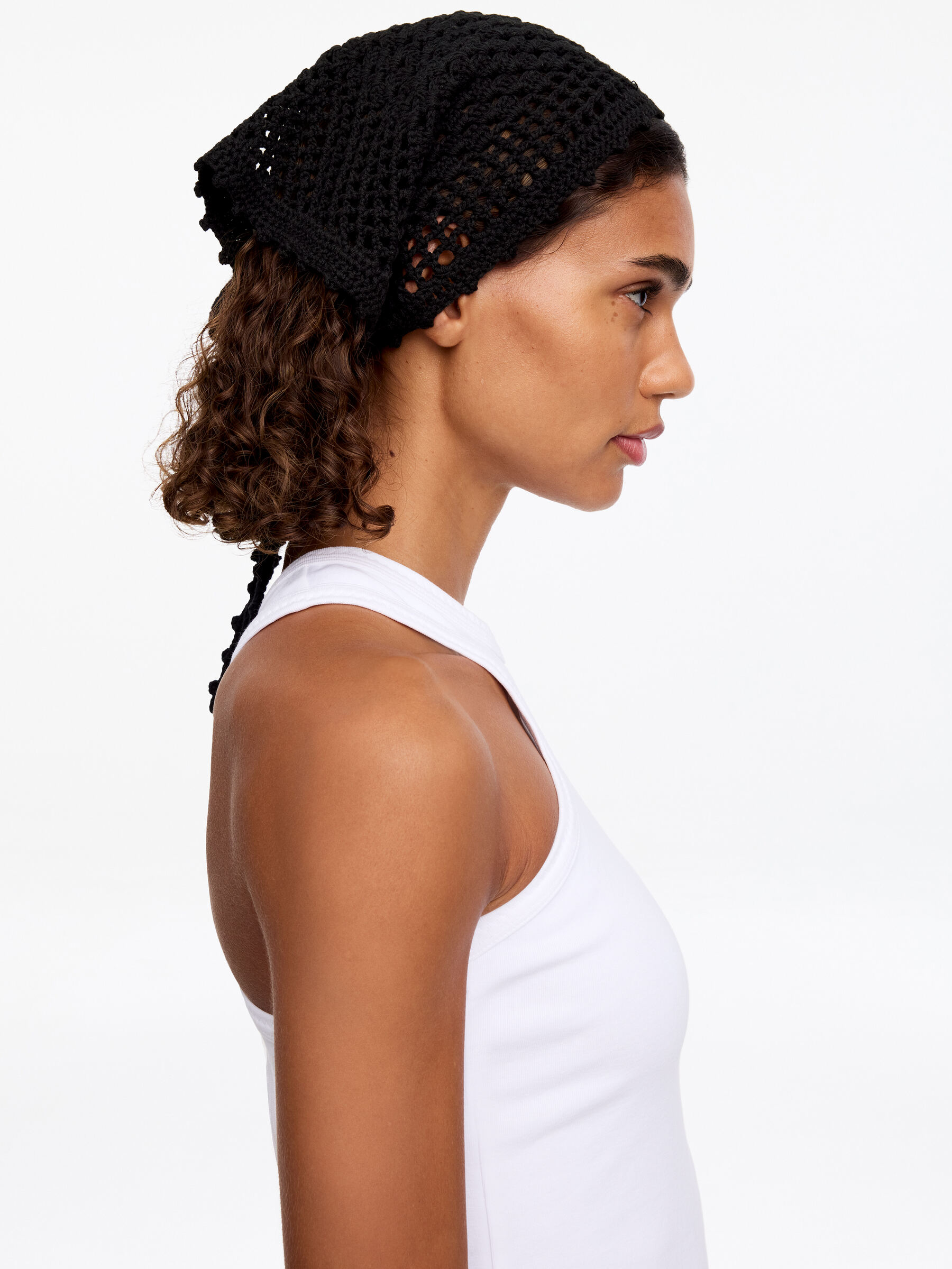 Crochet headscarf - Black - Women - StillMedia/Lookbook - 3