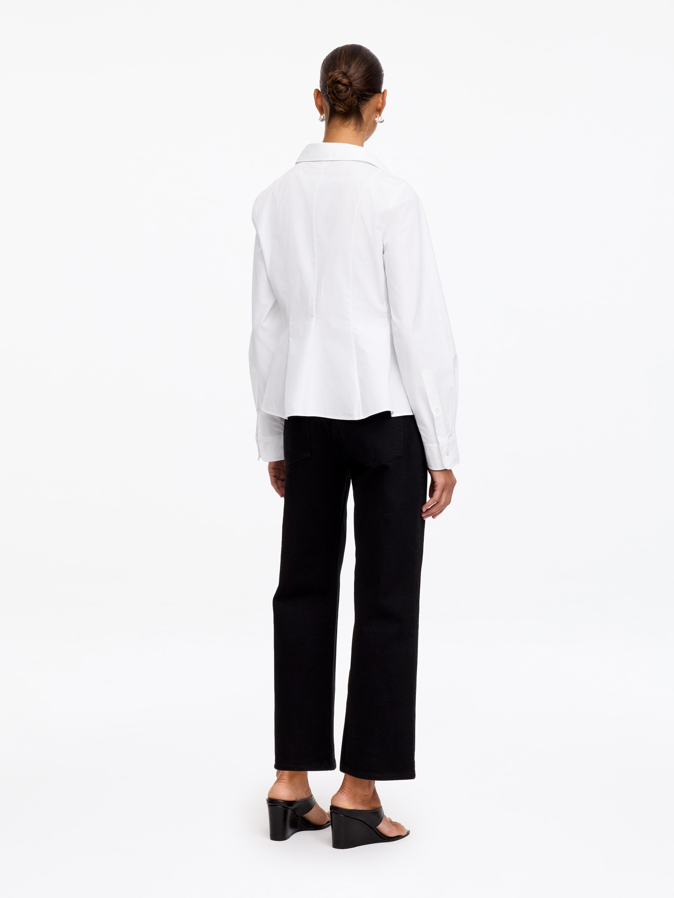 Fitted Cotton Poplin Shirt - White - Regular fit - Women - StillMedia/Lookbook - 4