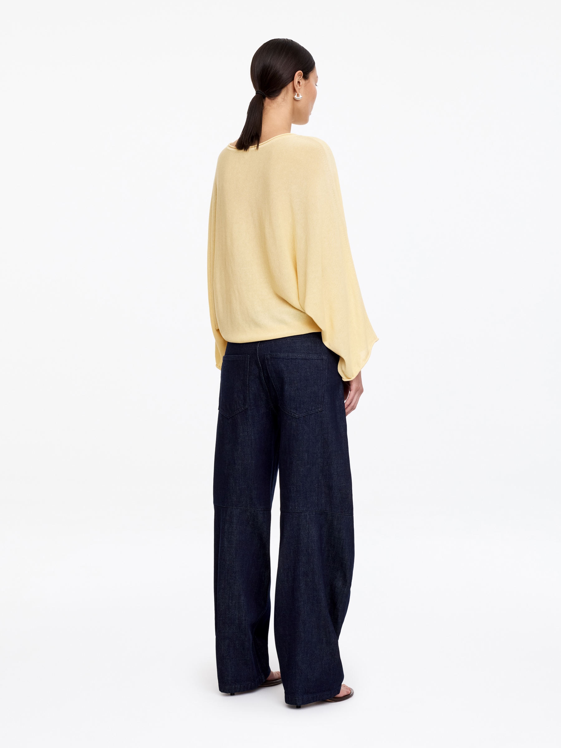 Maglia drappeggiata - Crema - Loose fit - Women - StillMedia/Lookbook - 4