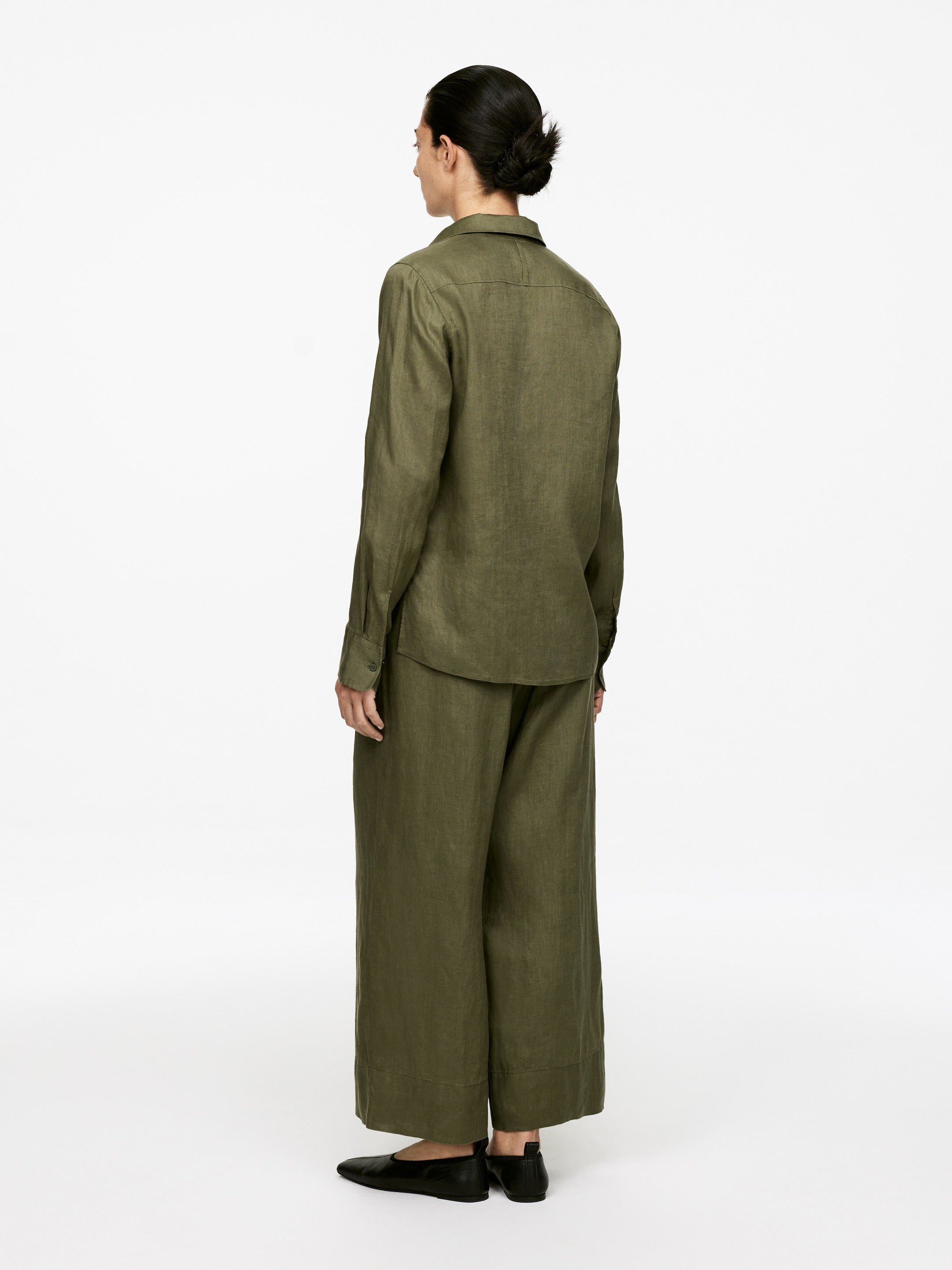 Zobrazit větší obrázek: Lněná košile - Khaki zelená - ŽENY | H&M CZ 3