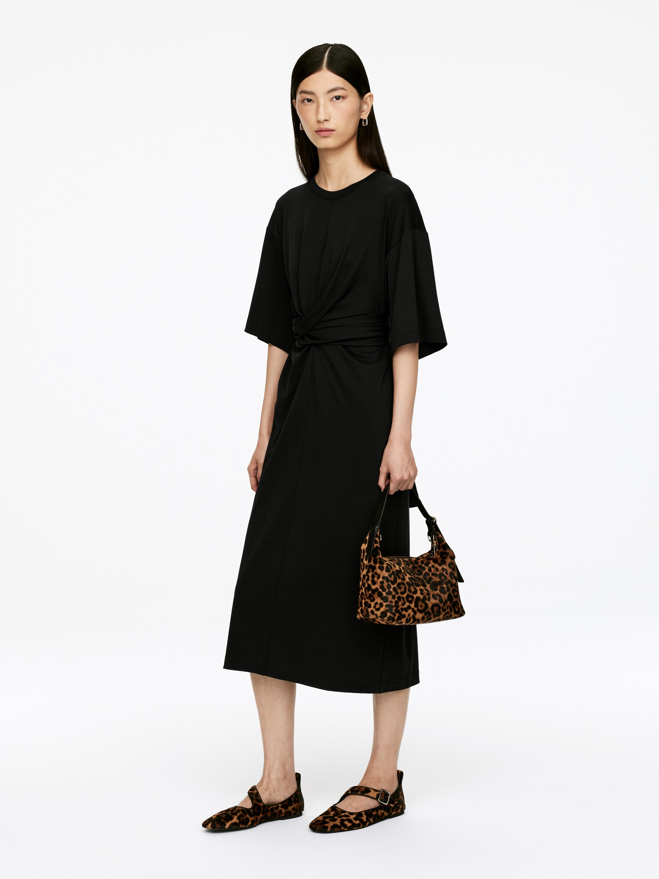 Agrandir l'image: Robe T-shirt midi - Noir - FEMME | H&M BE 2