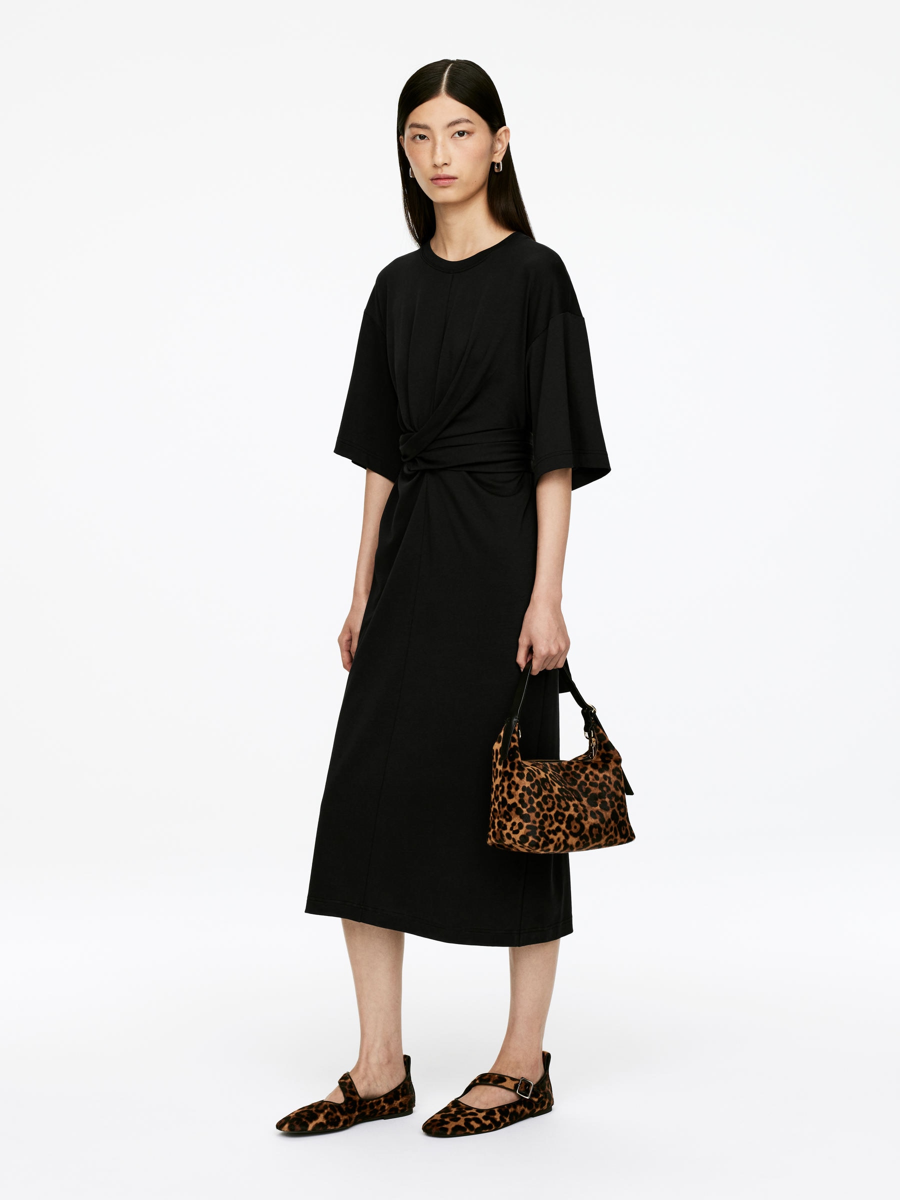 Vestido camiseta de corte midi - Negro - Corte estándar - Women - StillMedia/Lookbook - 3