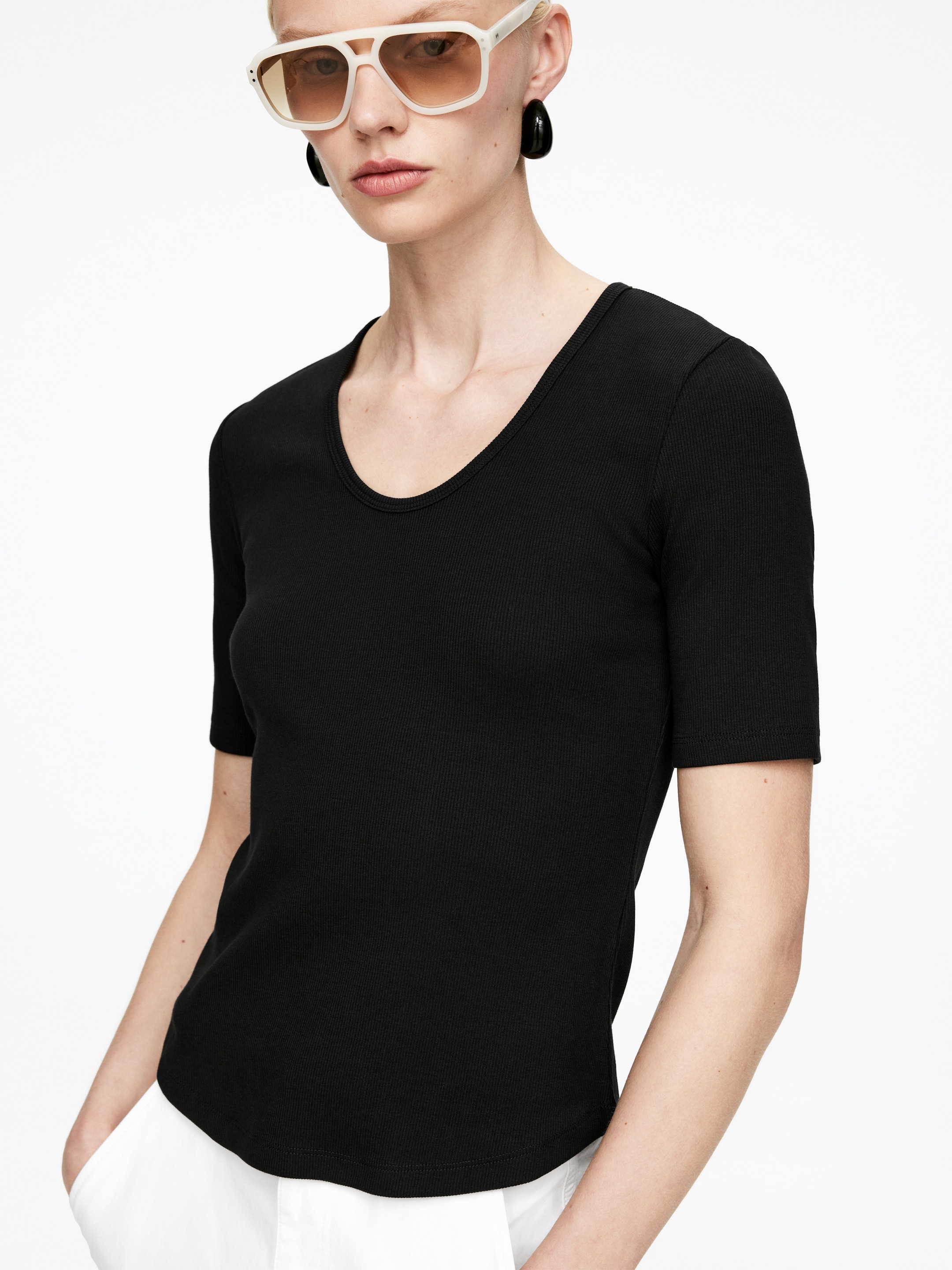 Se større billede: Ribbet T-shirt - Sort - DAME | H&M DK 4