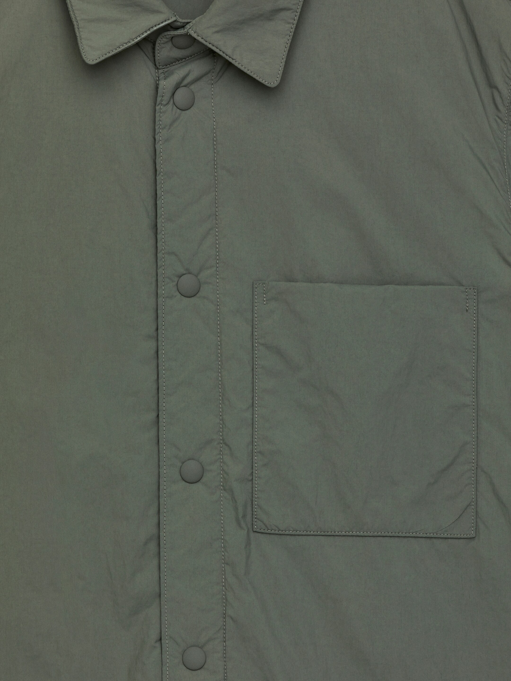 Ver imagen más grande: Camisa acolchada ligera - Verde - HOMBRE | H&M ES 6