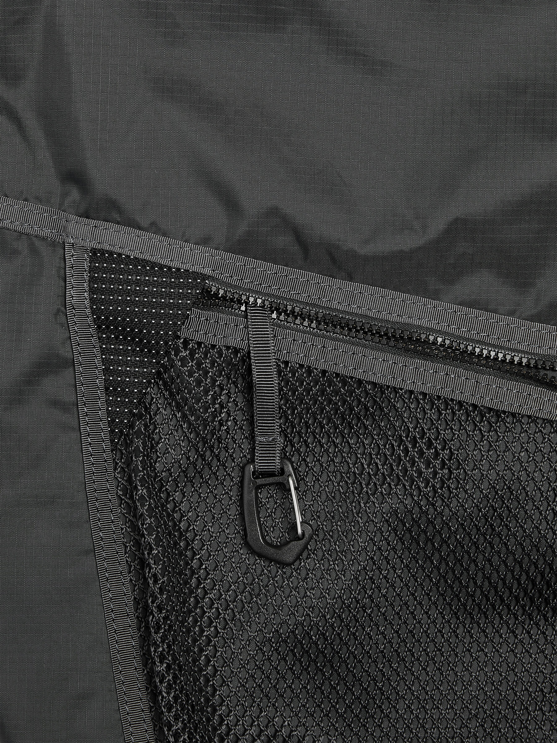 Klättermusen Algir Sack Pack - Dark Grey - Men - StillMedia/DescriptiveDetail - 8