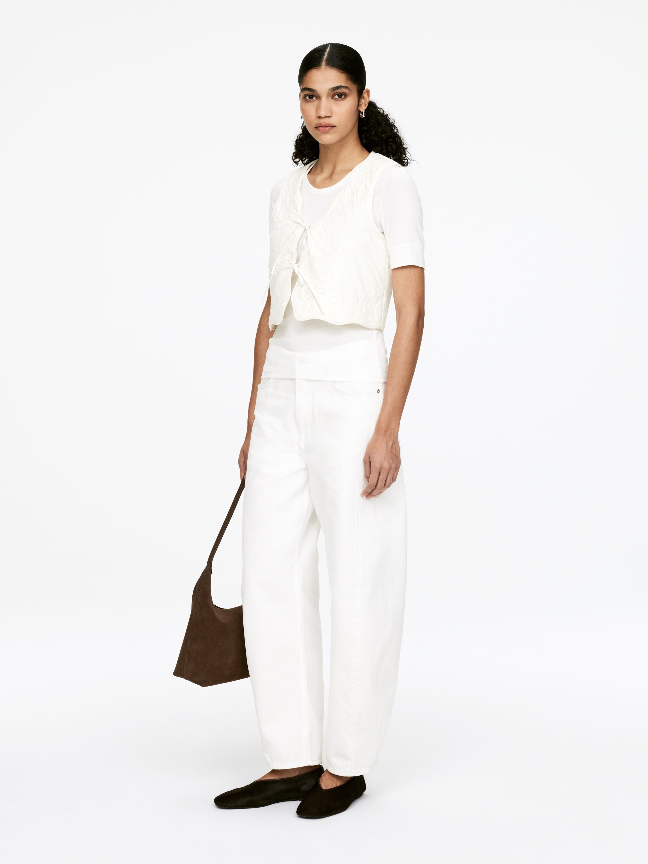 Embroidered Vest - White - Regular fit - Women - StillMedia/Lookbook - 5