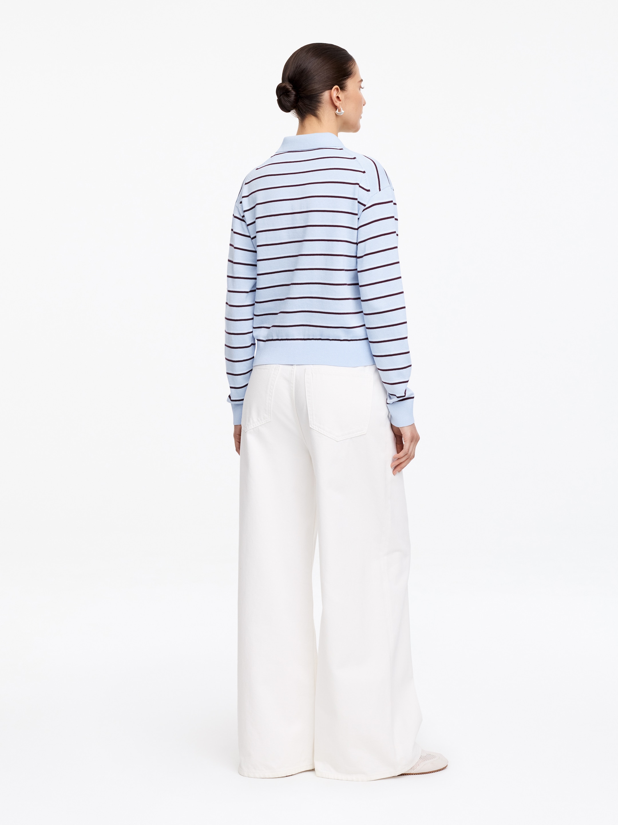 Knitted Polo Shirt - Light Blue/Dark Red/White - Regular fit - Women - StillMedia/Lookbook - 2