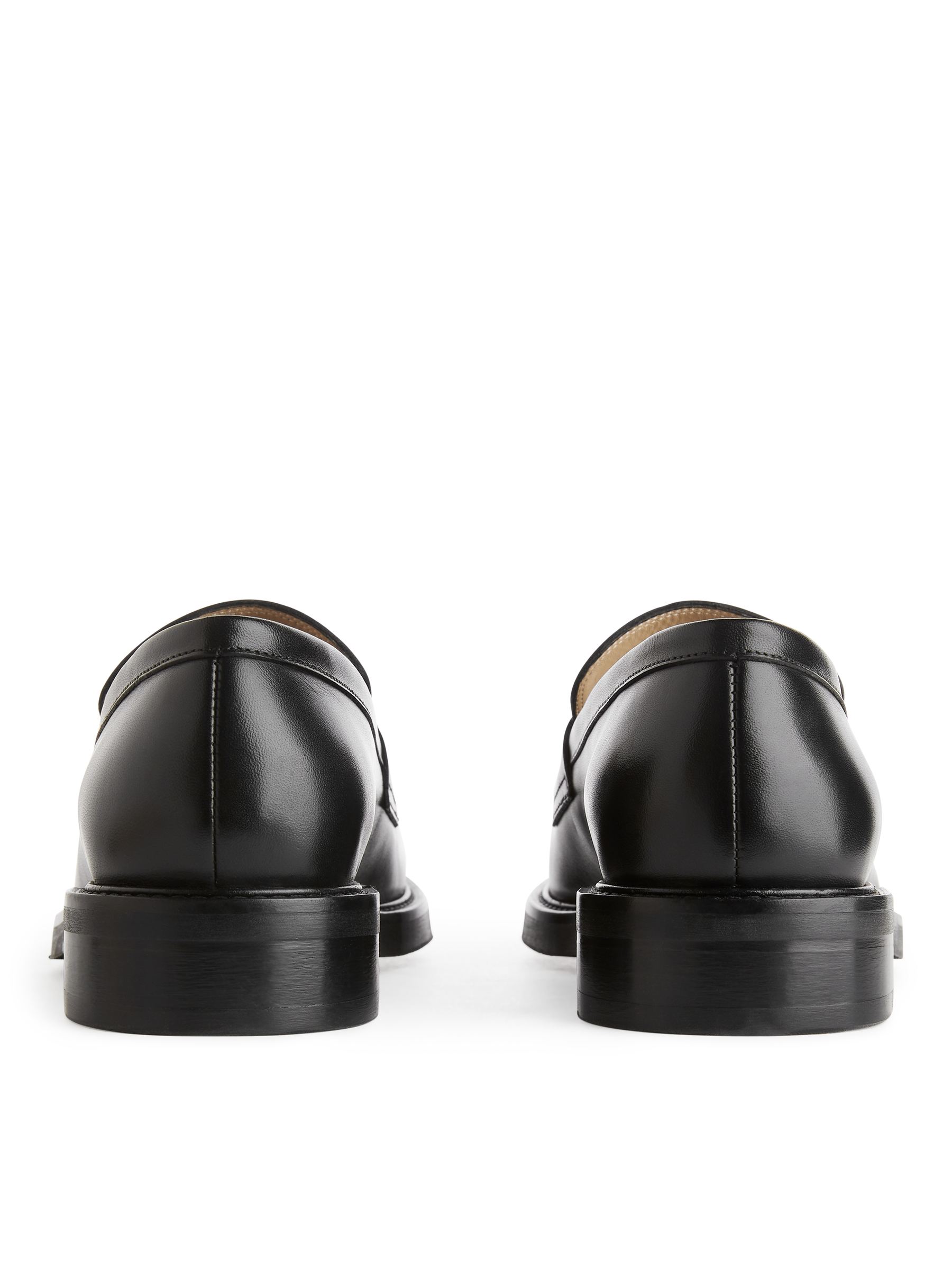 Penny Loafers - Black - Men - StillMedia/DescriptiveStillLife - 1