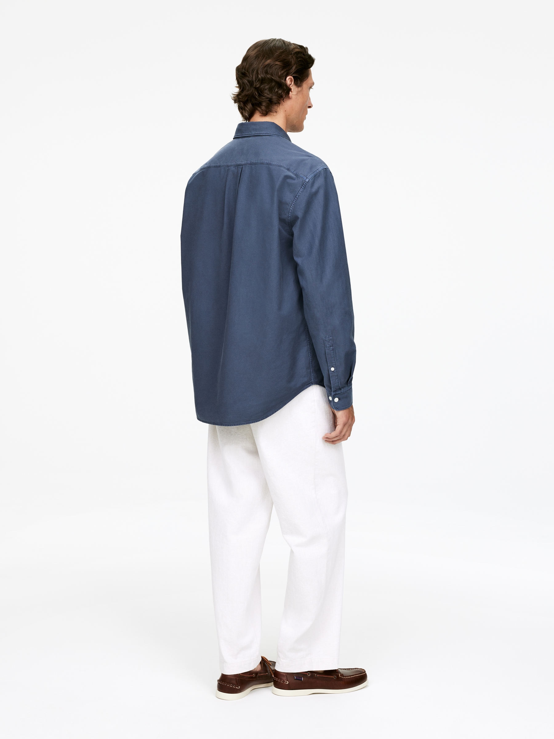 Relaxed Oxford Shirt - Blue - Loose fit - Men - StillMedia/Lookbook - 3