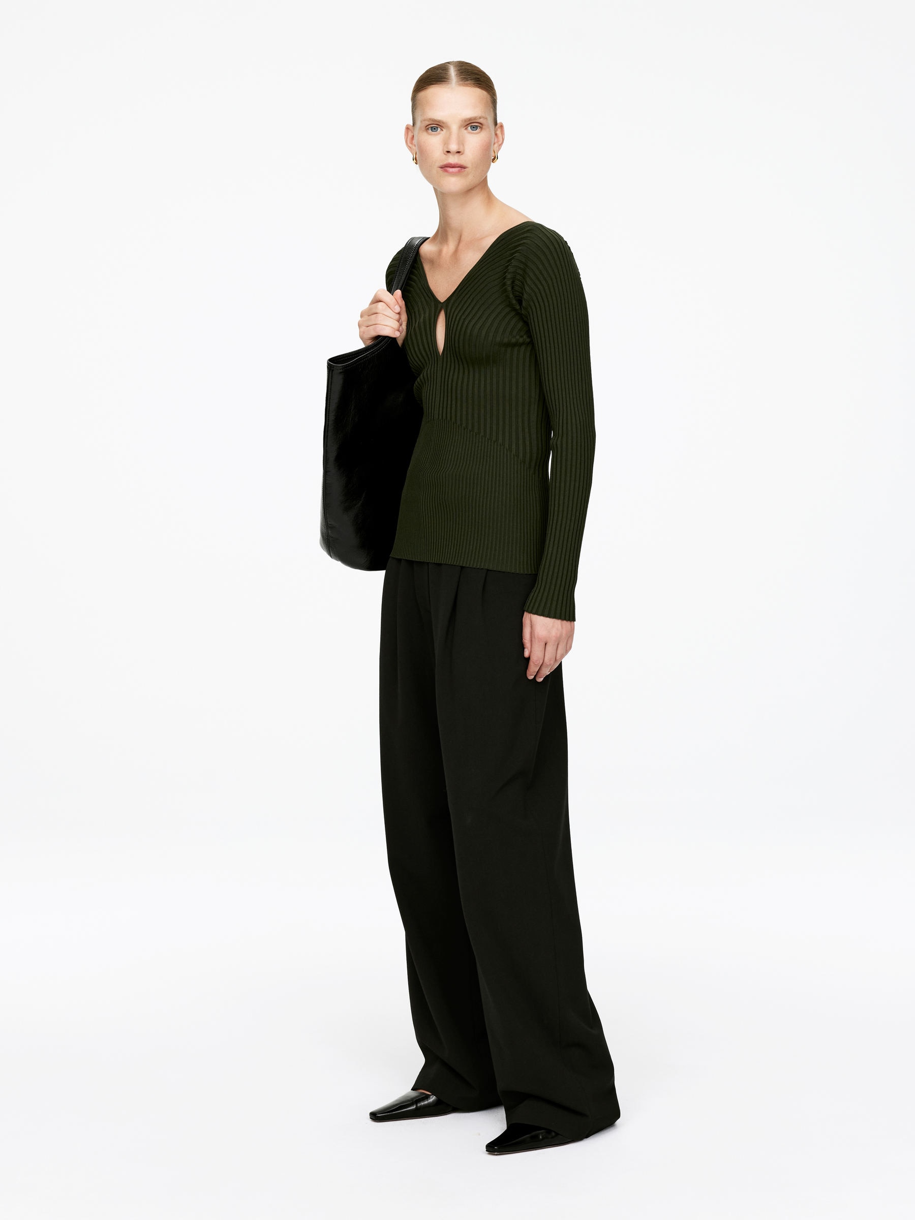 V-Neck Rib Top - Dark Green - Slim fit - Women - StillMedia/Lookbook - 3