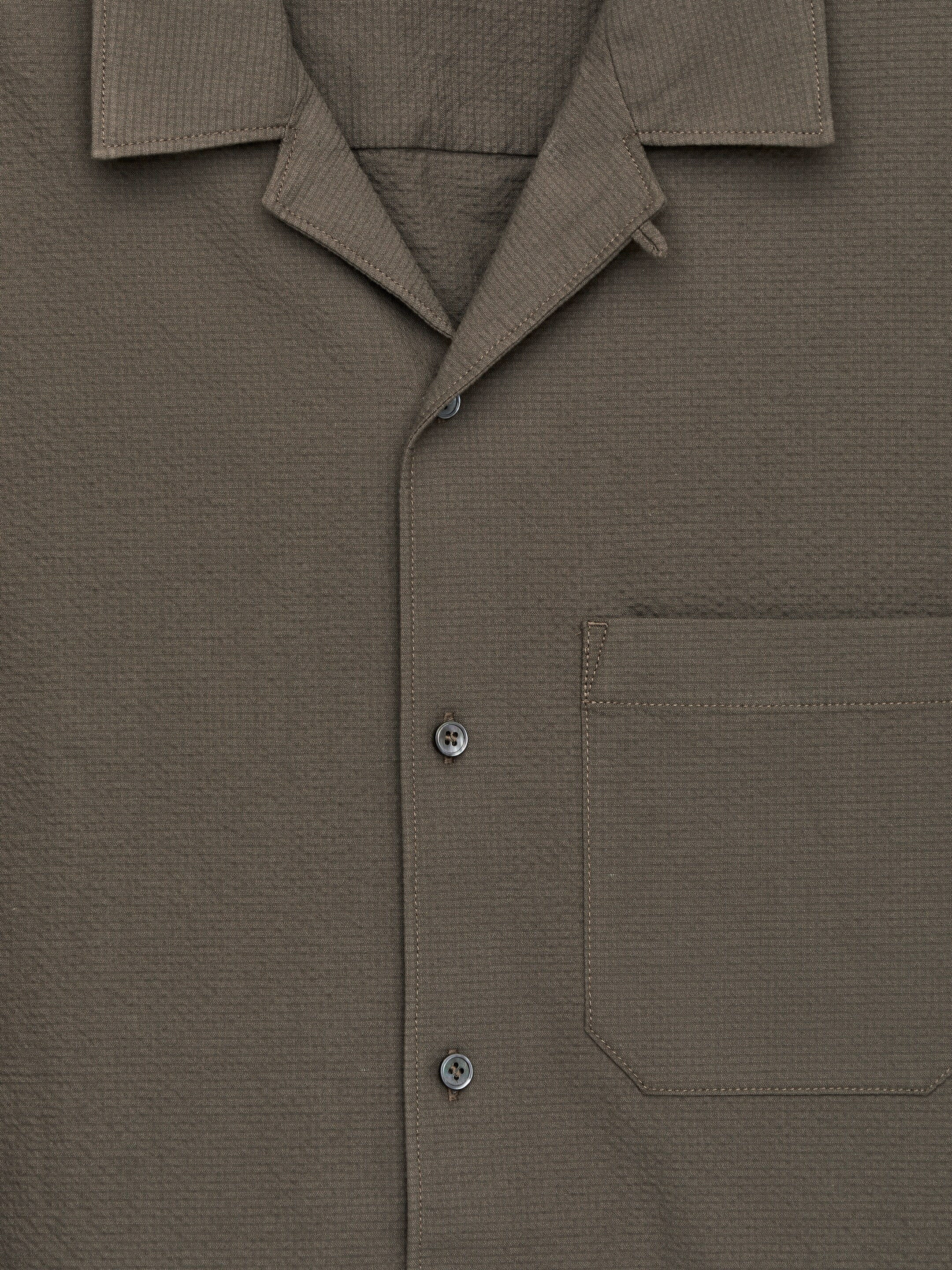 Ver imagen más grande: Camisa resort seersucker - Topo - HOMBRE | H&M ES 6