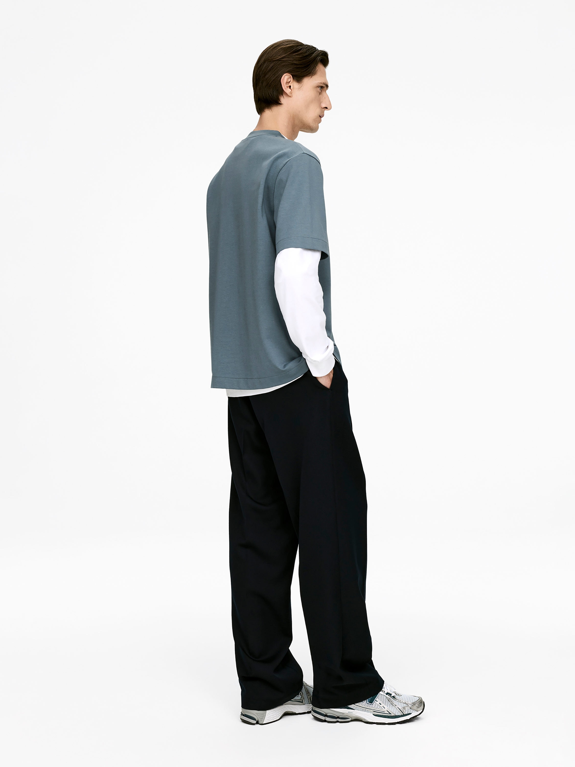 Interlock T-shirt - Dusty Blue - Loose fit - Men - StillMedia/Lookbook - 6