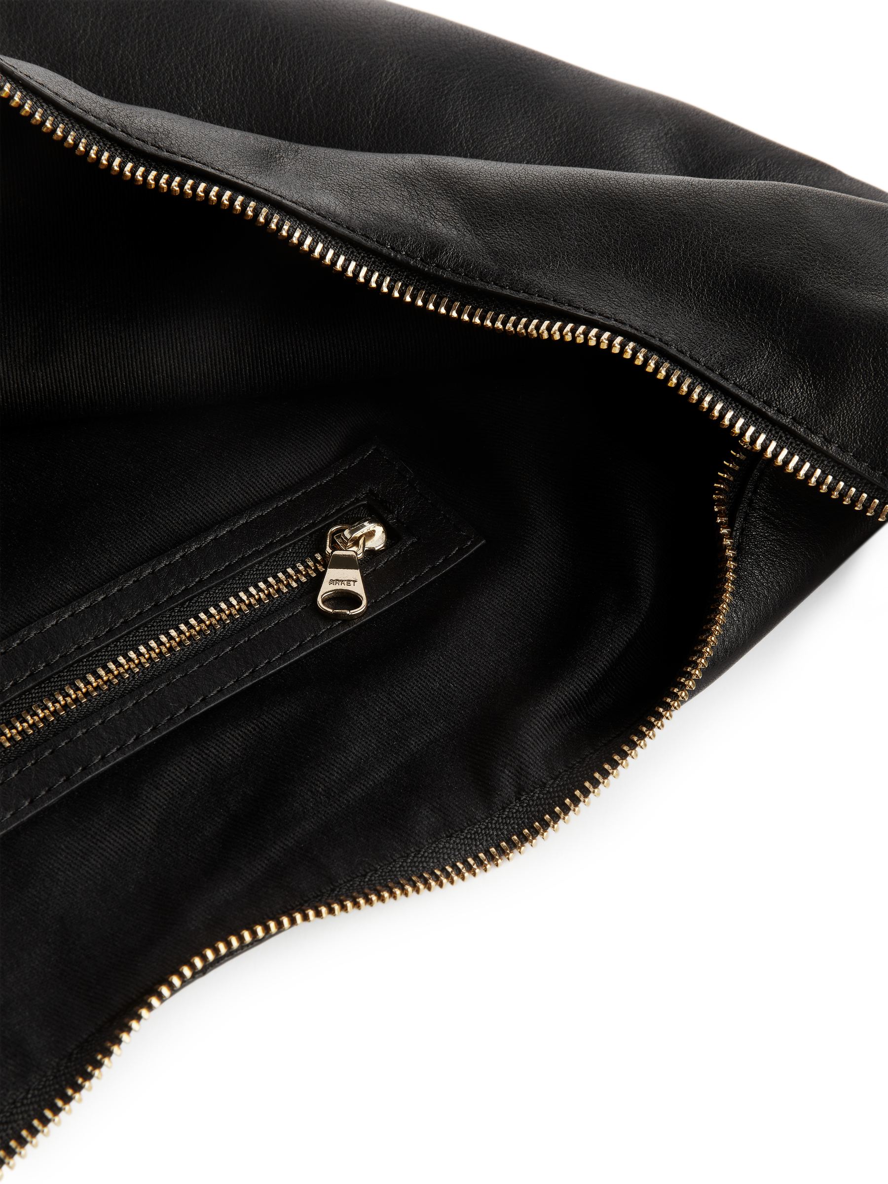 Curved Leather Bag - Black - Women - StillMedia/DescriptiveDetail - 3