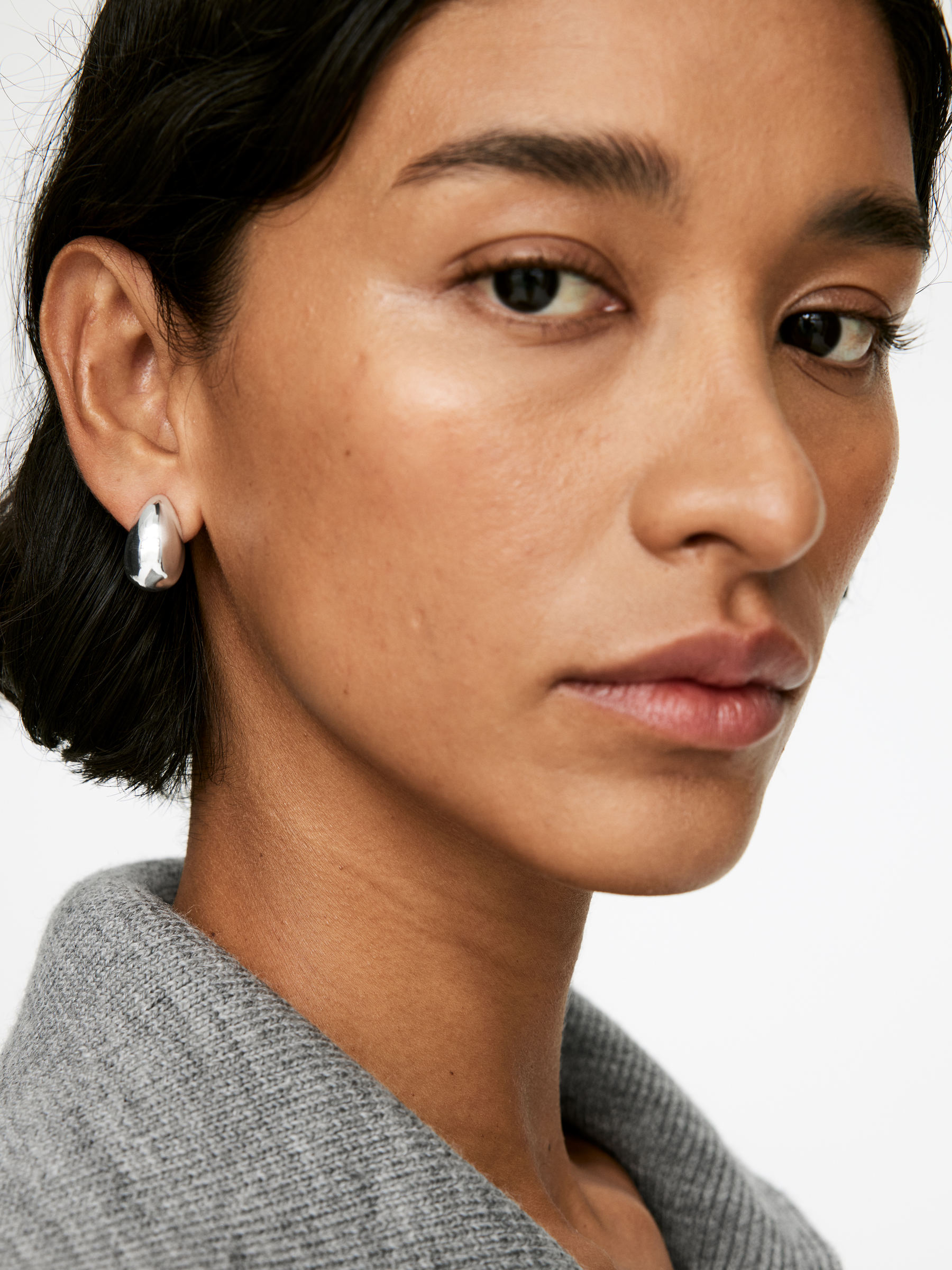 Silver-Plated Oval Earrings - Silver - Women - StillMedia/Lookbook - 2