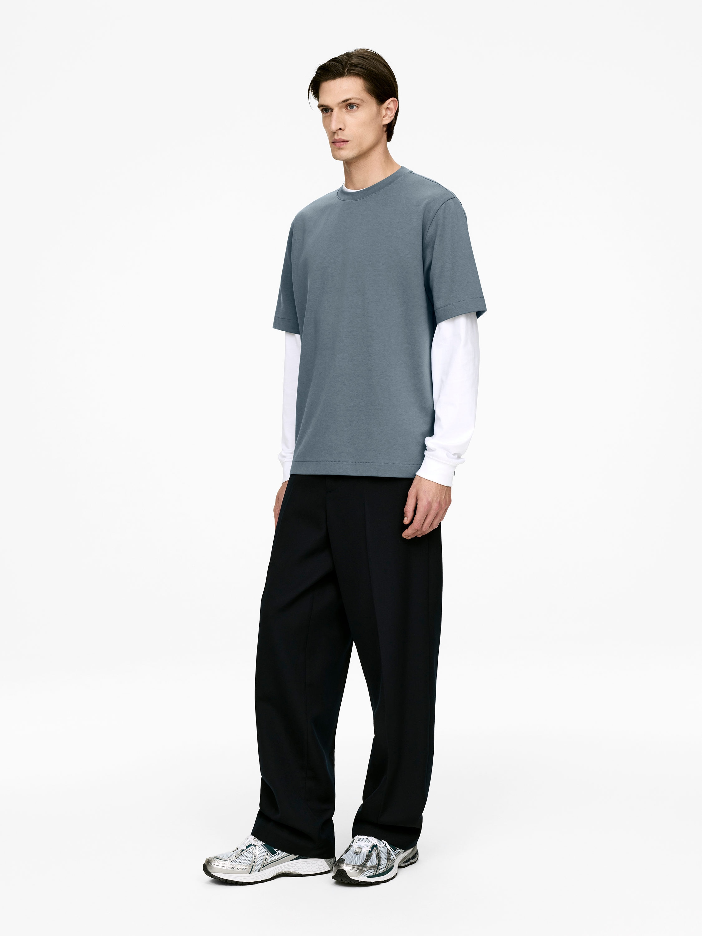 Interlock T-shirt - Dusty Blue - Loose fit - Men - StillMedia/Lookbook - 5