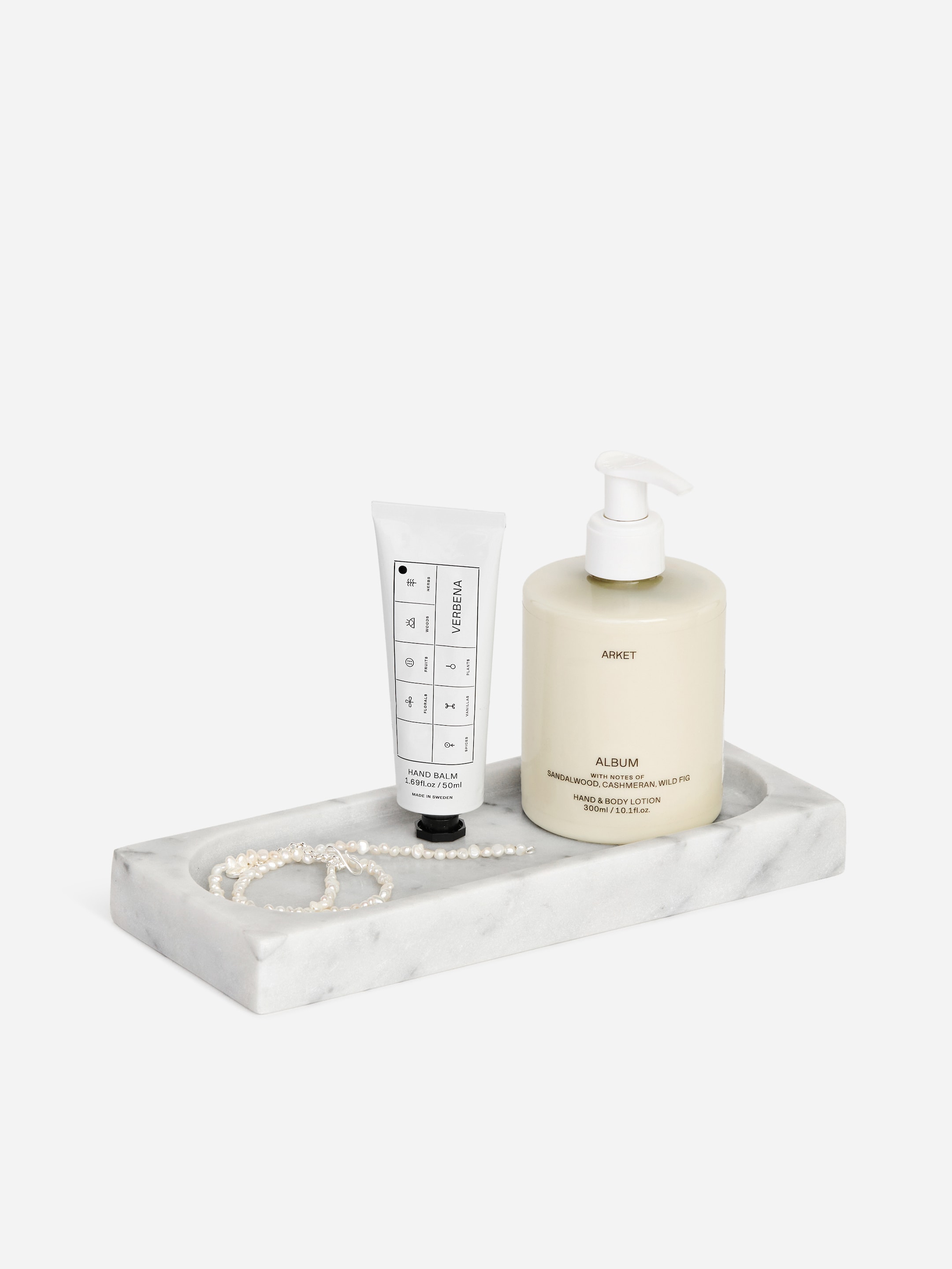 Marble Tray - White/Marble - Homeware - StillMedia/DescriptiveStillLife - 1