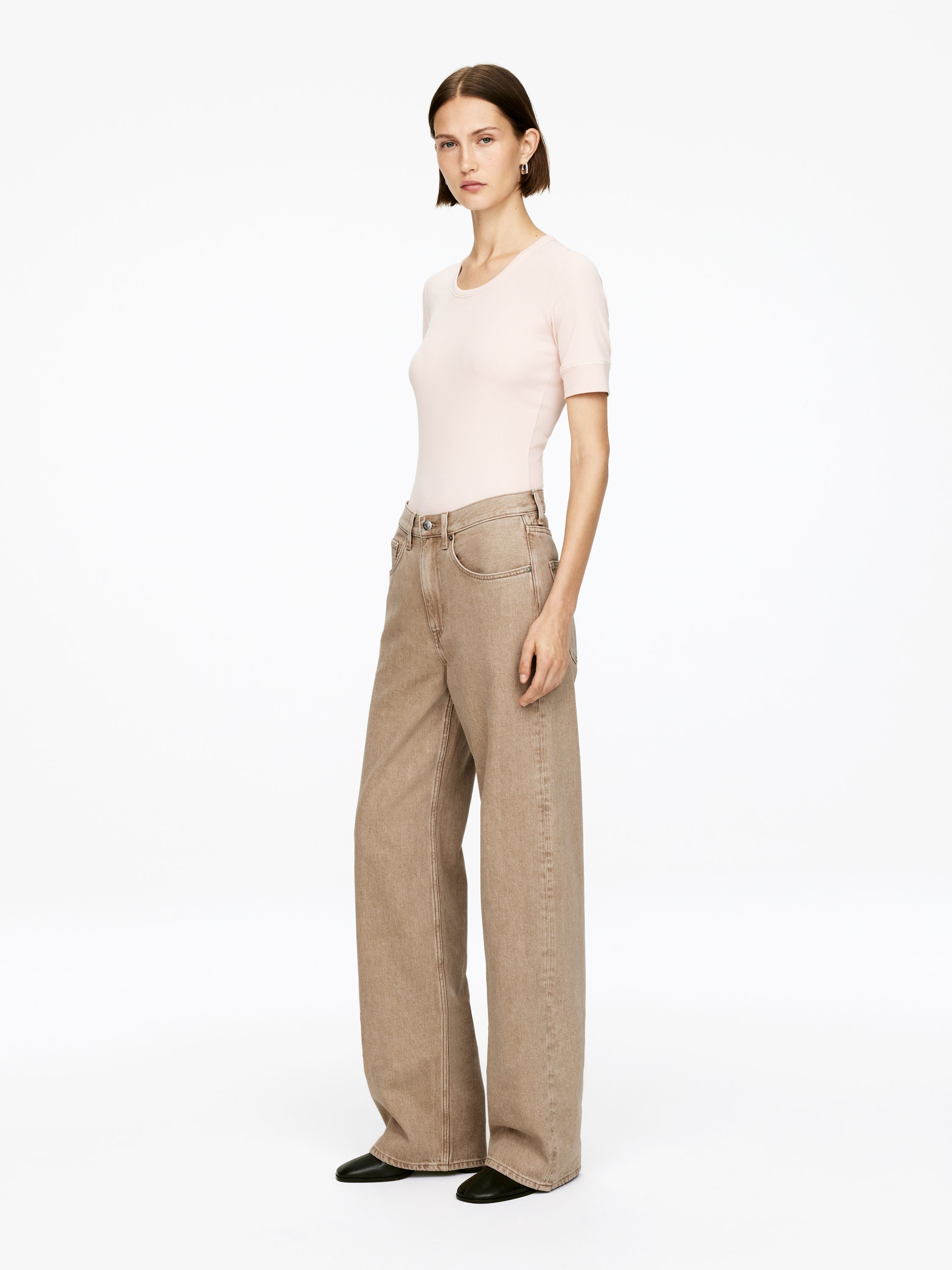 CORAL Wide Jeans - Beige - Loose fit - Women - StillMedia/Lookbook - 6
