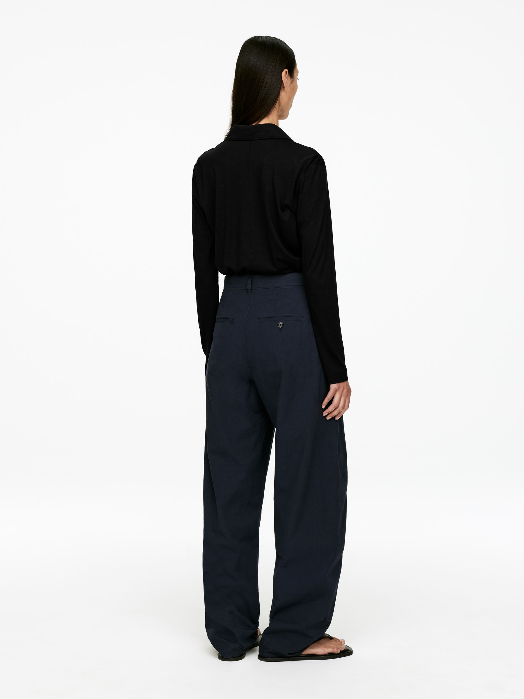 Barrel-Leg Trousers - Dark Blue - Loose fit - Women - StillMedia/Lookbook - 5