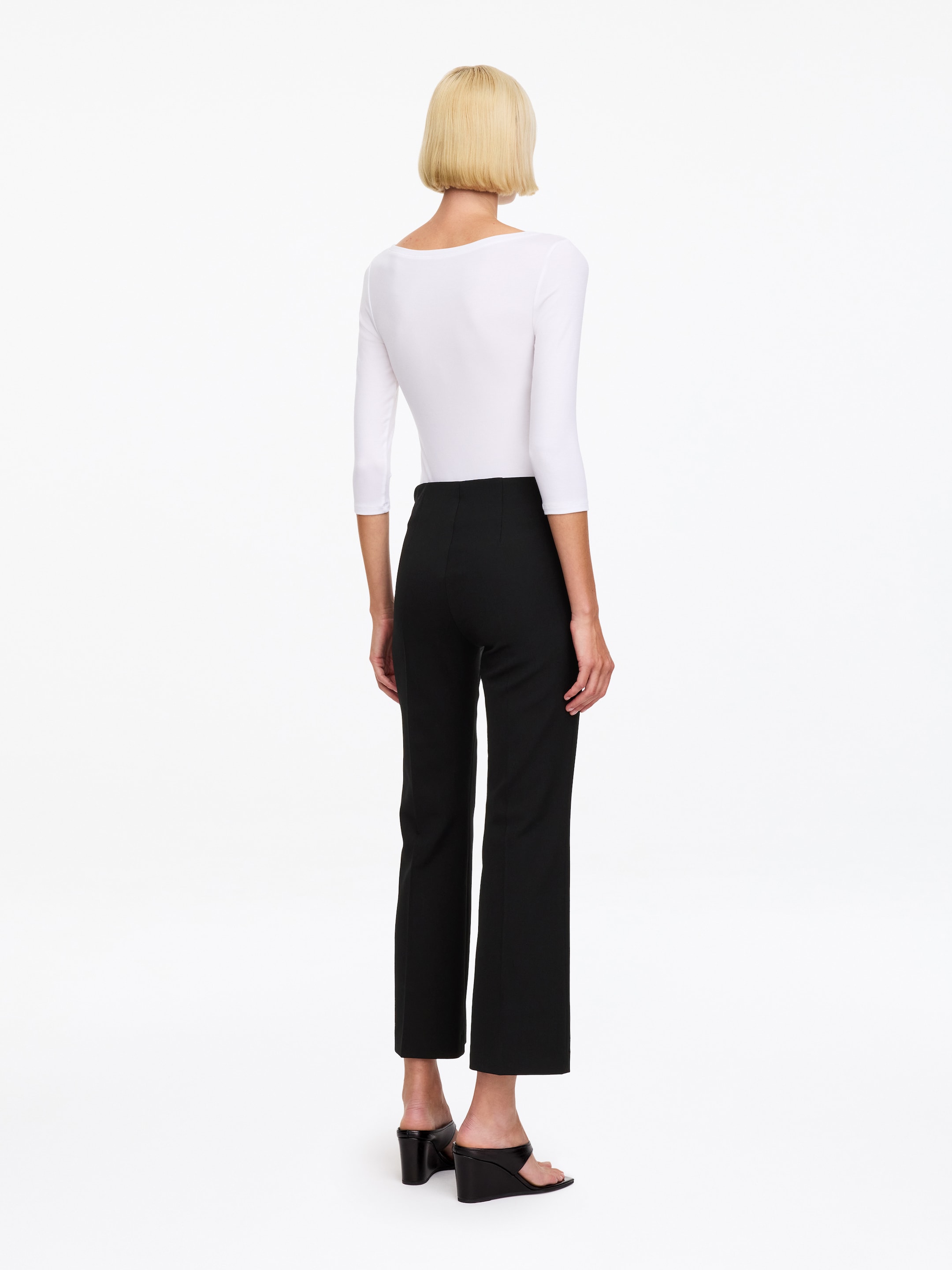Cropped-Hose mit geradem Bein - Schwarz - Slim Fit - women - StillMedia/Lookbook - 3