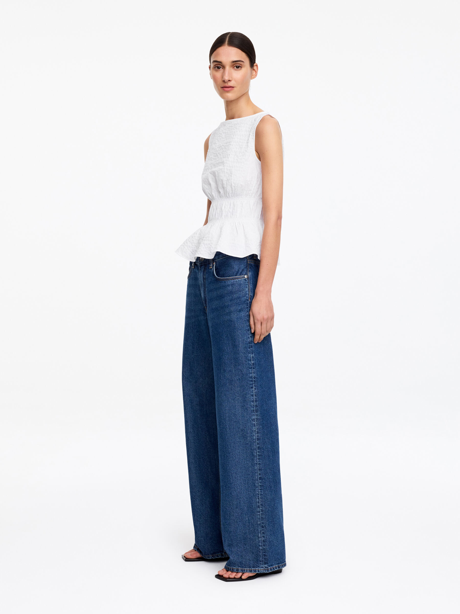Haut smocké en seersucker - Blanc - Slim fit - Femme - StillMedia/Lookbook - 3