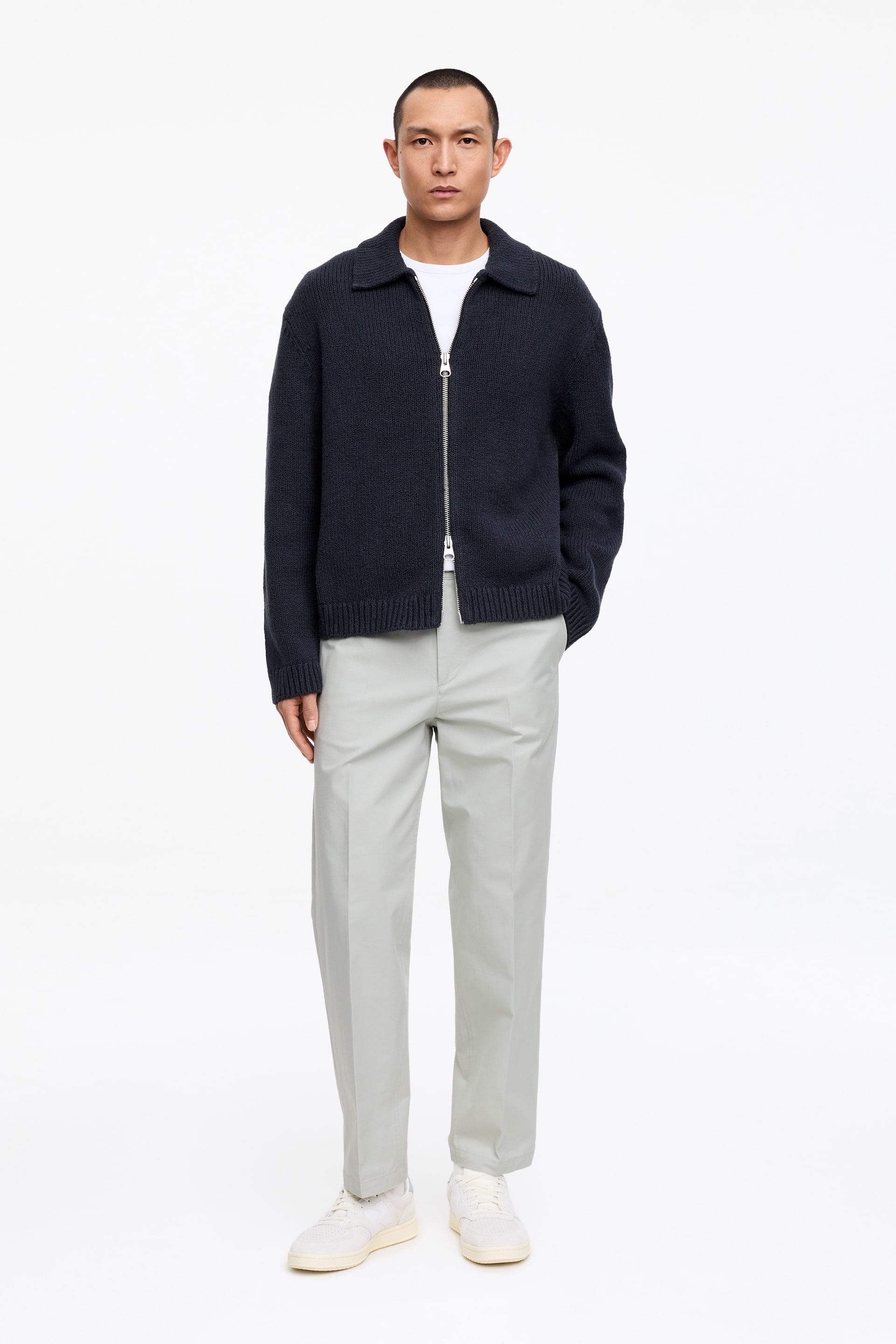 Se større billede: Bomuldsbukser - Støvet lysegrøn - HERRE | H&M DK 1