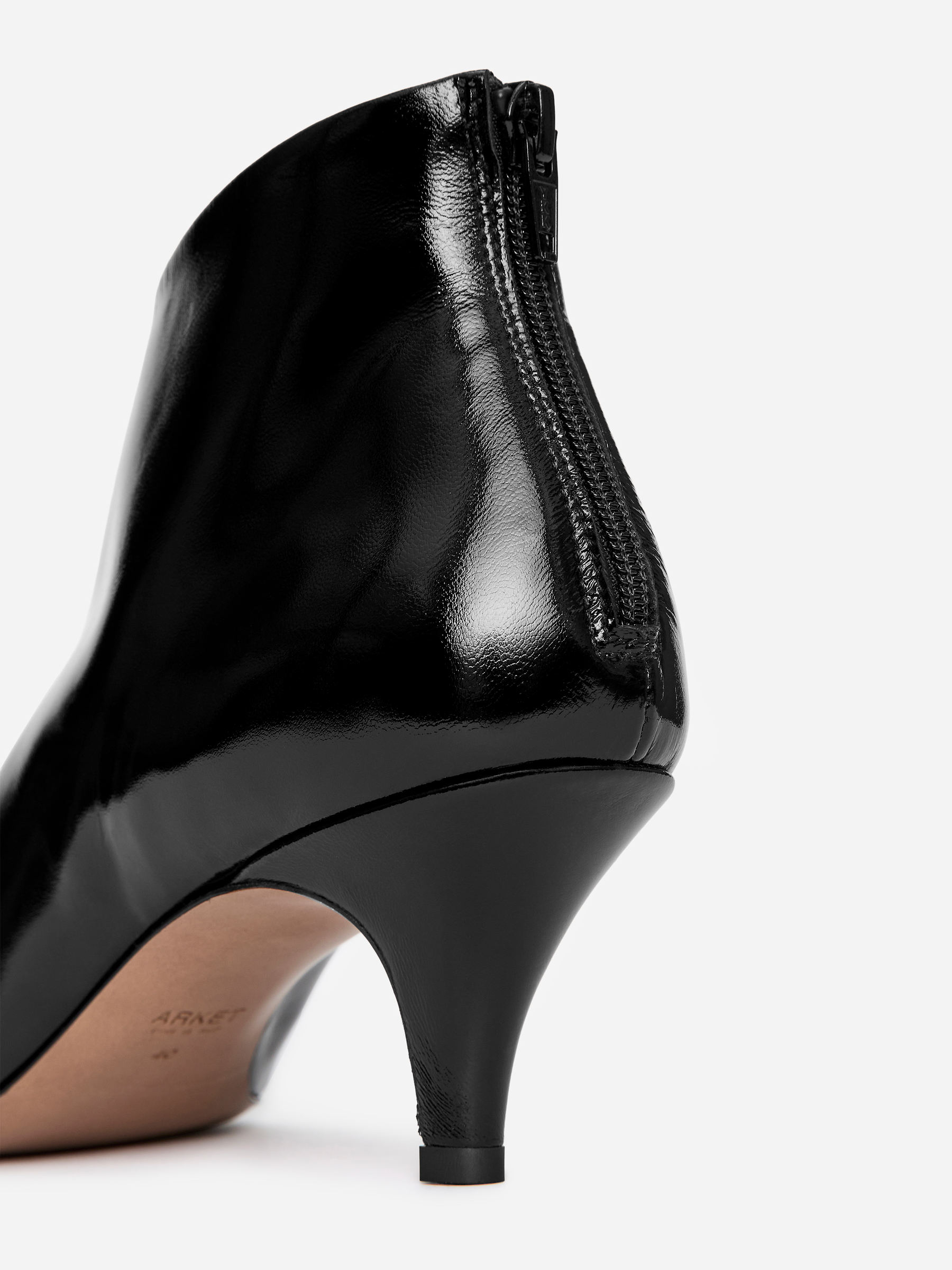 Glossy Leather Ankle Boots - Black - Women - StillMedia/DescriptiveDetail - 4
