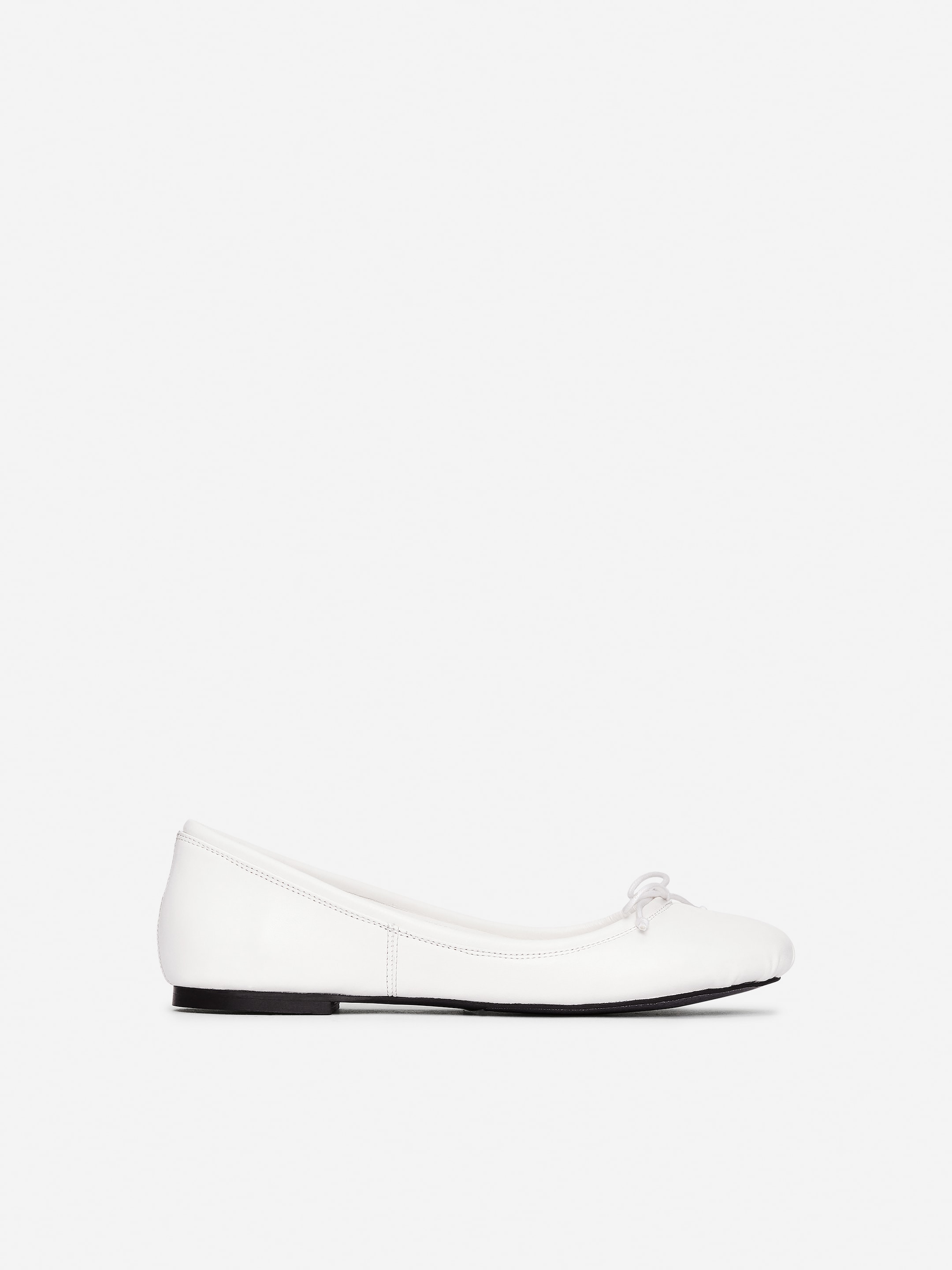 Visa större bild: Sportiga ballerinaskor - Vit - DAM | H&M SE 1