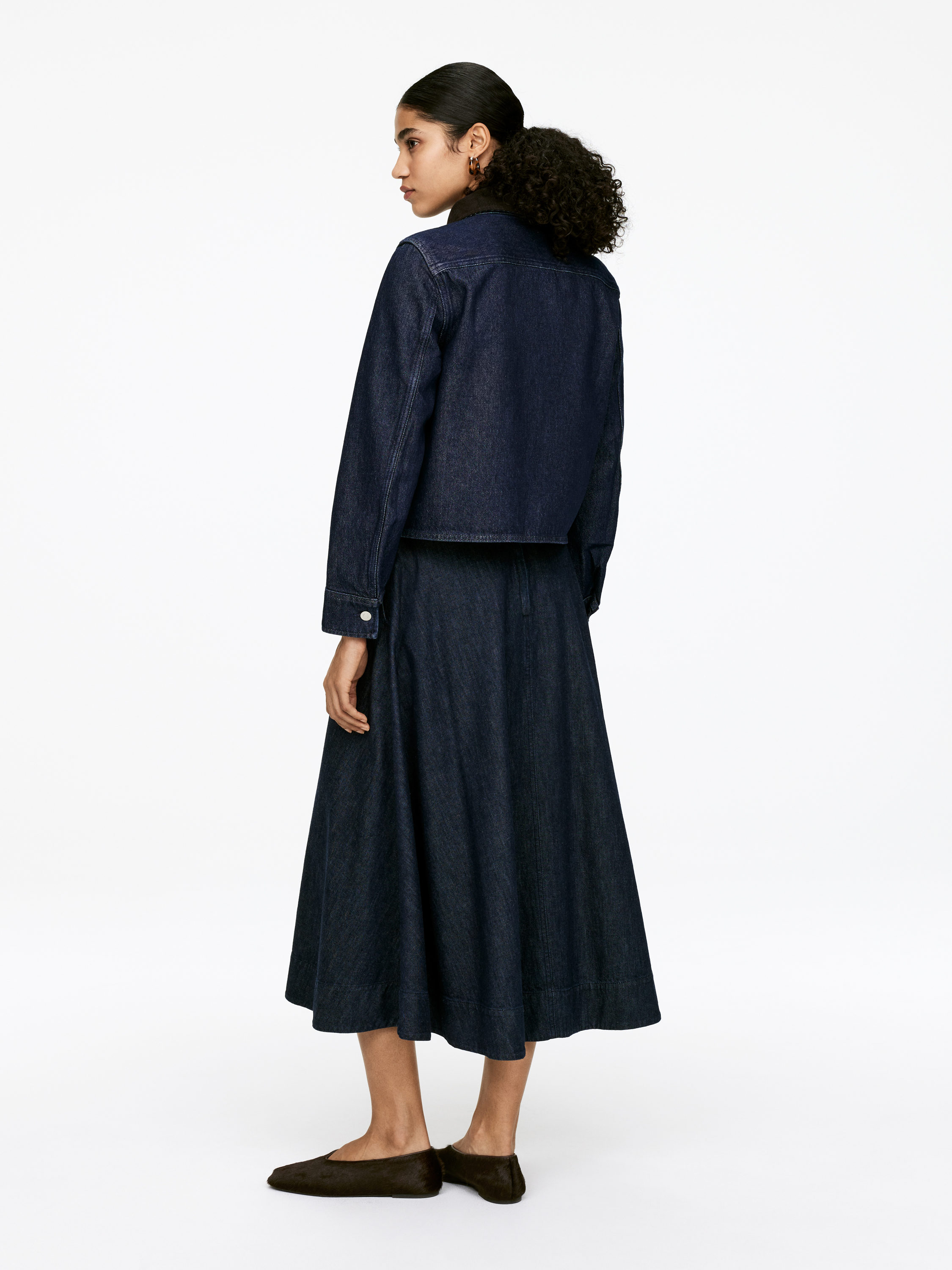 Corduroy-Collar Denim Overshirt - Dark Blue - Regular fit - Women - StillMedia/Lookbook - 3