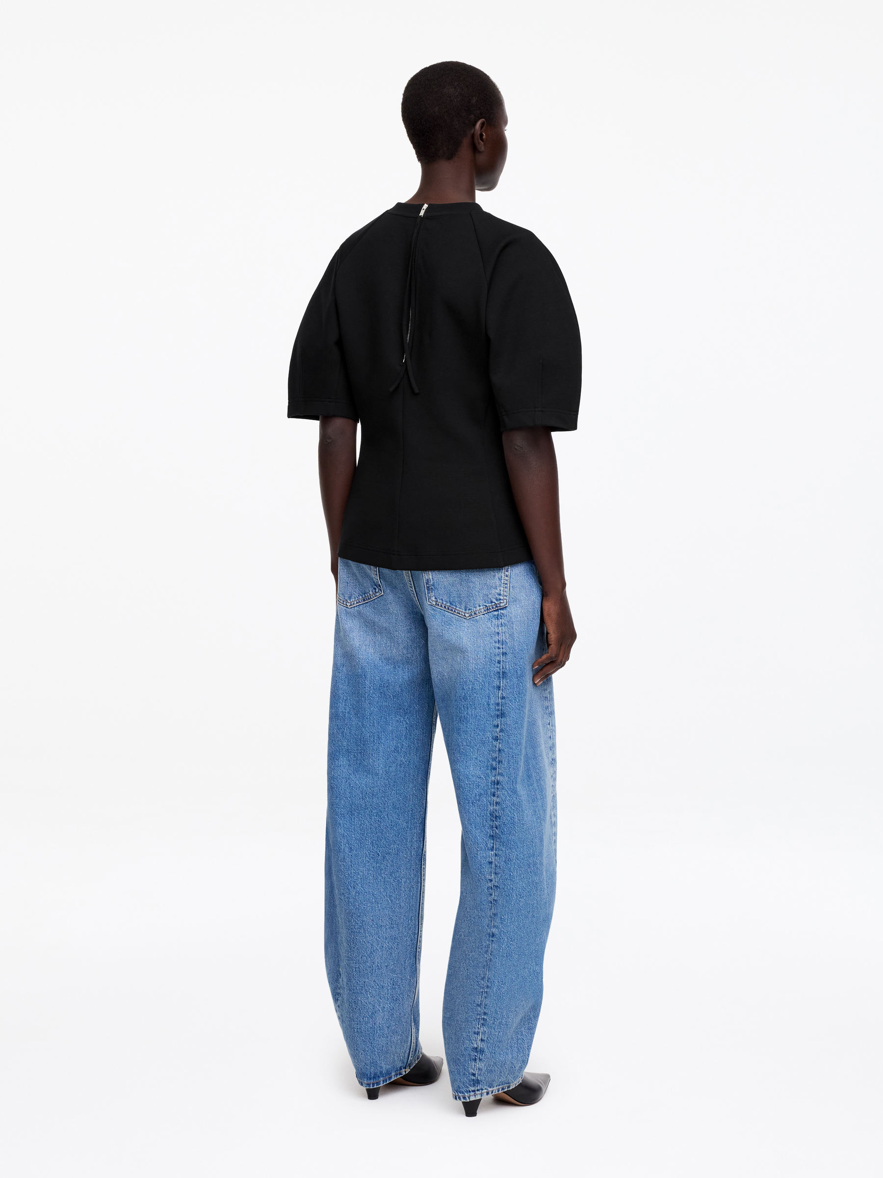 Sculptural Top - Black - Regular fit - Women - StillMedia/Lookbook - 6