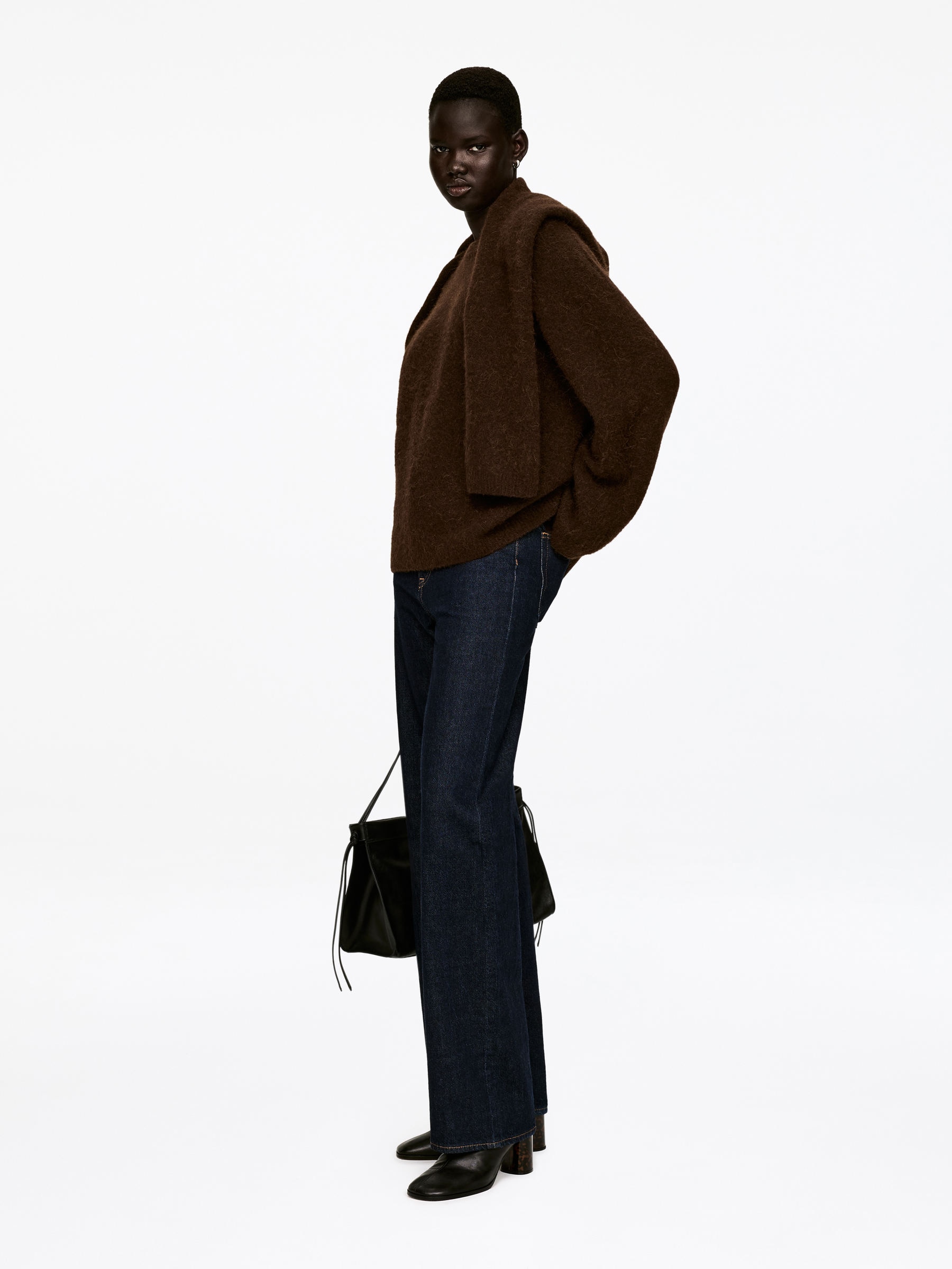 Alpaca-Wool Blend Jumper - Dark Brown - Oversized - Women - StillMedia/Lookbook - 13