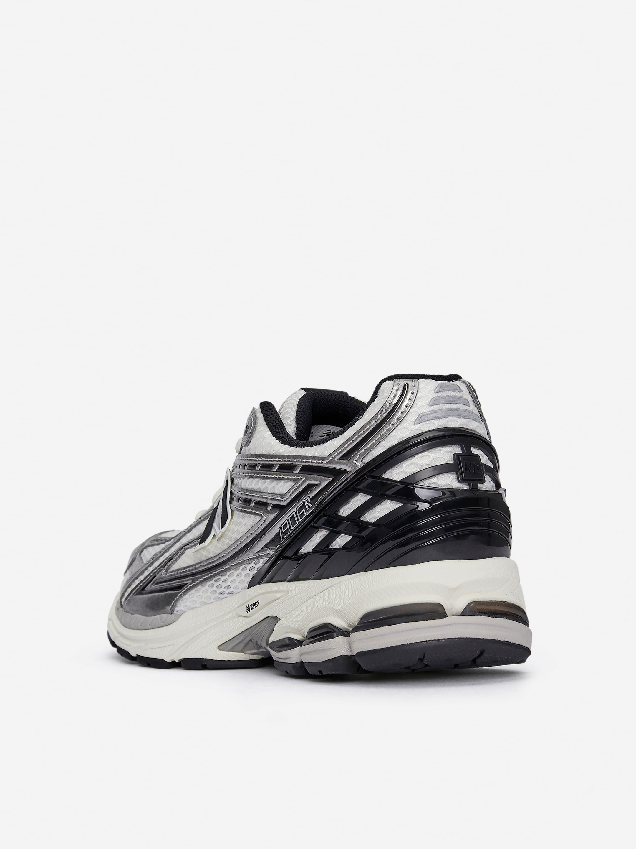 Zapatillas New Balance 1906 - Plateado - Men - StillMedia/DescriptiveStillLife - 2