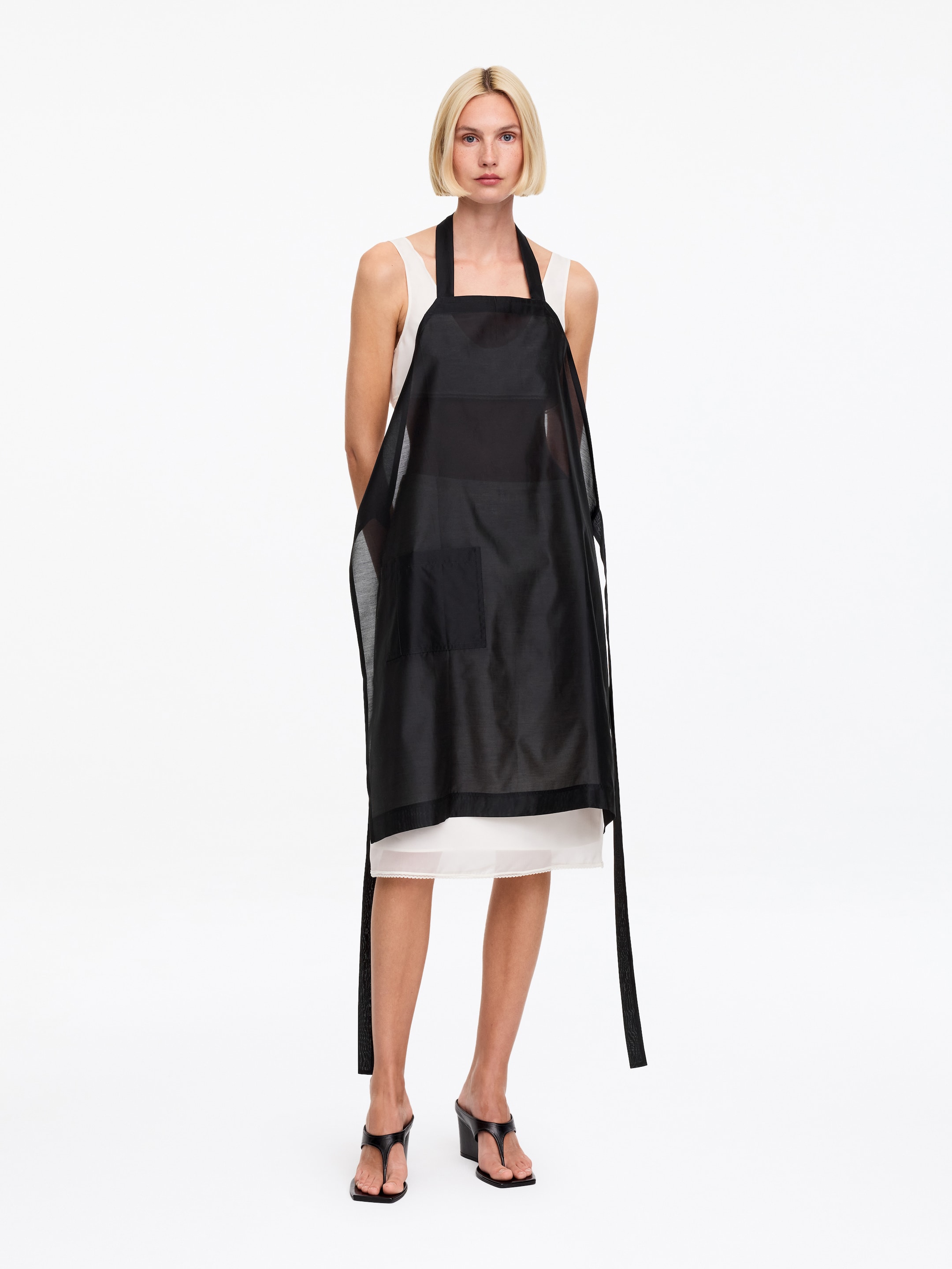 ARKET and Laila Gohar Monogram Apron - Dark Navy - Women - StillMedia/Lookbook - 7