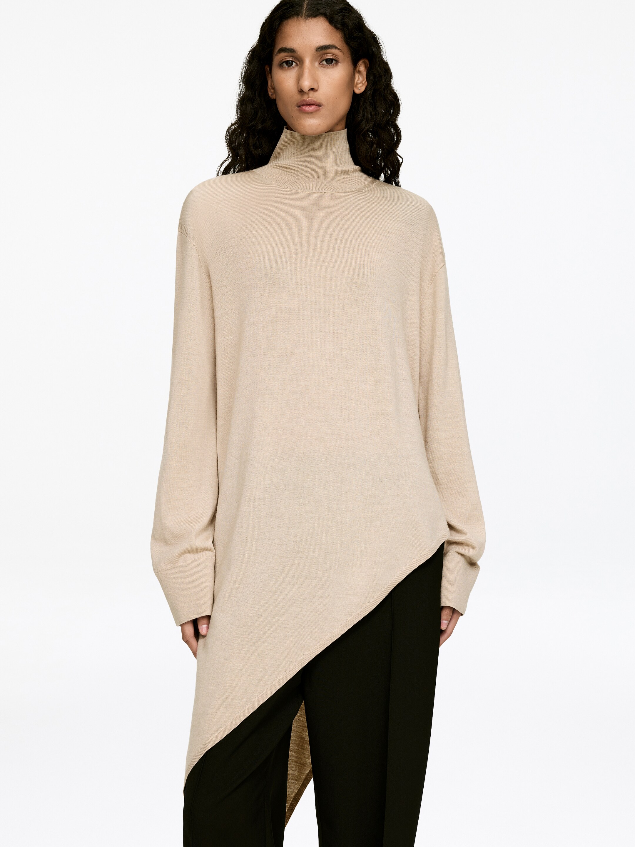 Agrandir l'image: Pull asymétrique en laine - Beige clair - FEMME | H&M BE 4