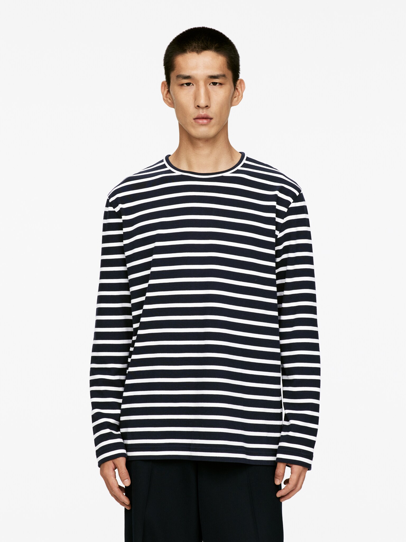 Long-Sleeve T-Shirt - Off White/Dark Blue