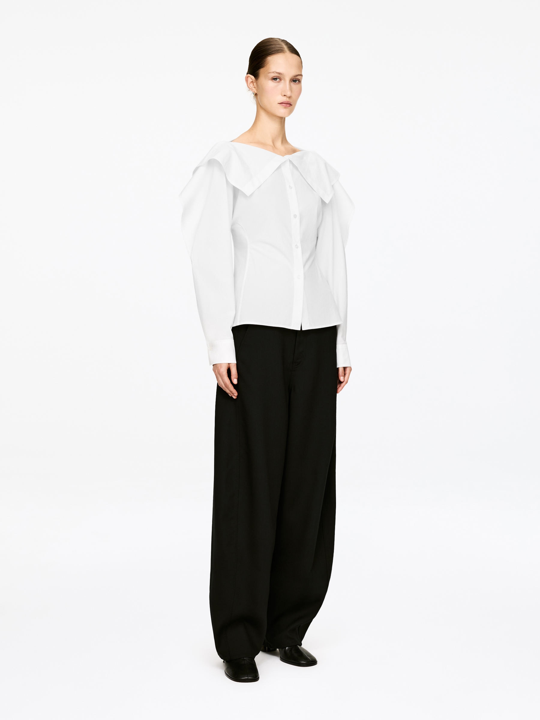 Volume Collar Blouse - White - Slim fit - Women - StillMedia/Lookbook - 5