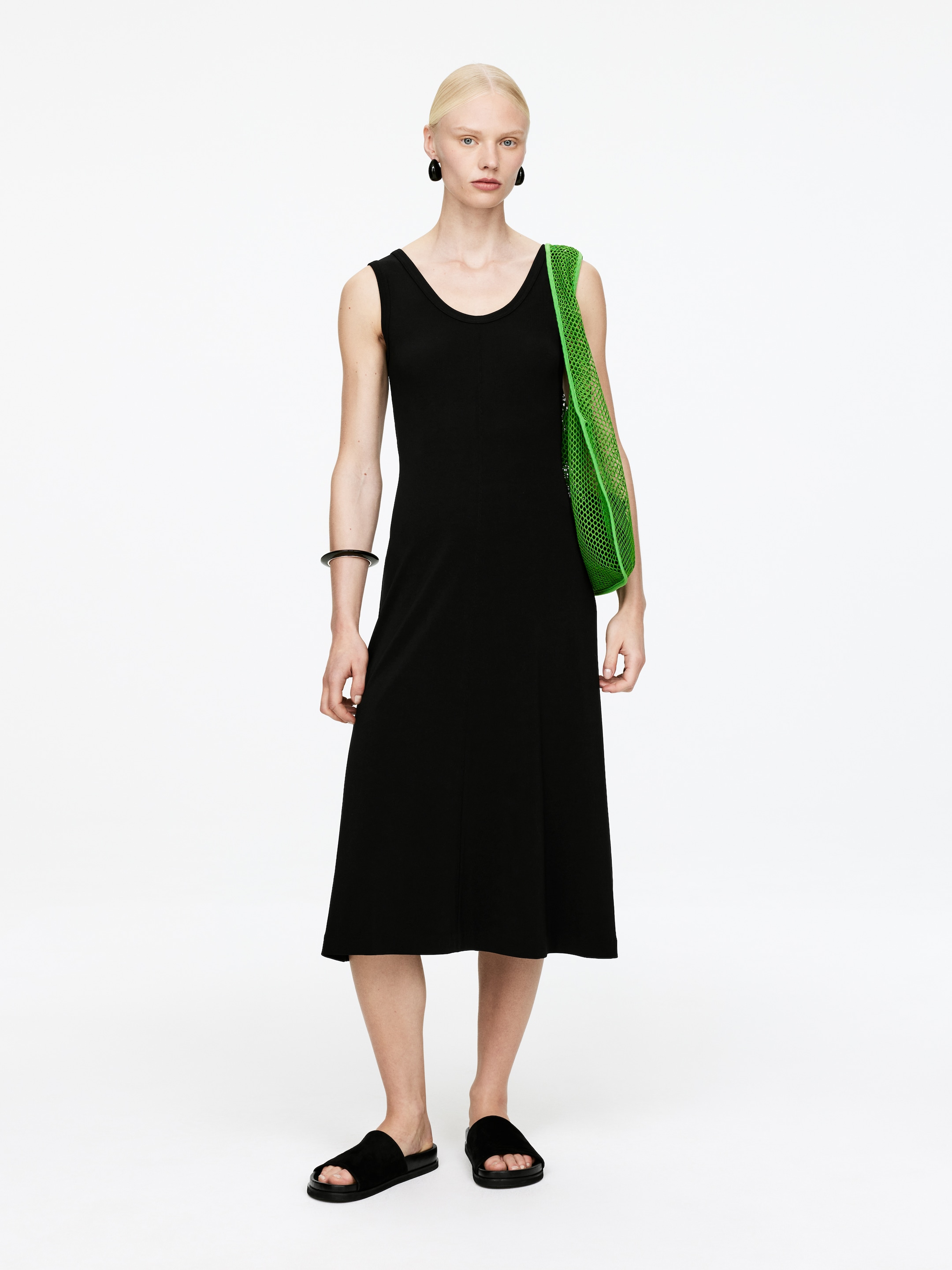 Visualizza immagine più grande: Sandali in pelle scamosciata - Nero - DONNA | H&M IT 1