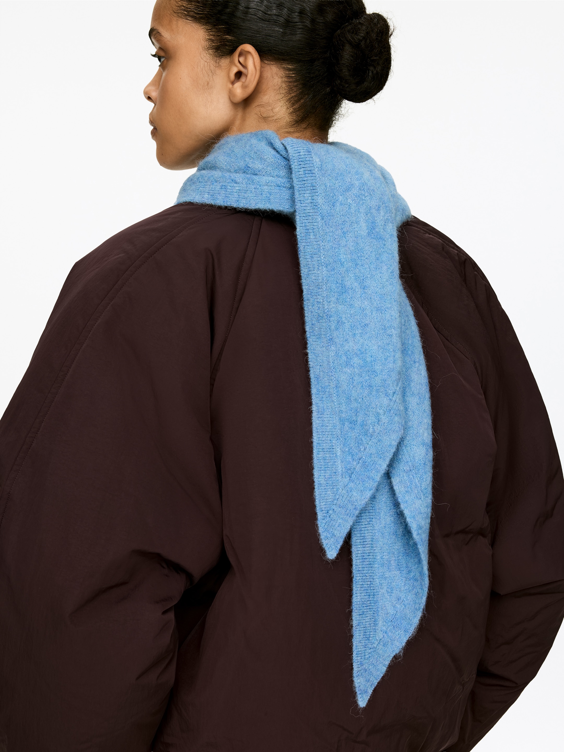 Ver imagen más grande: Bufanda en mezcla de lana y alpaca - Azul - MUJER | H&M ES 1