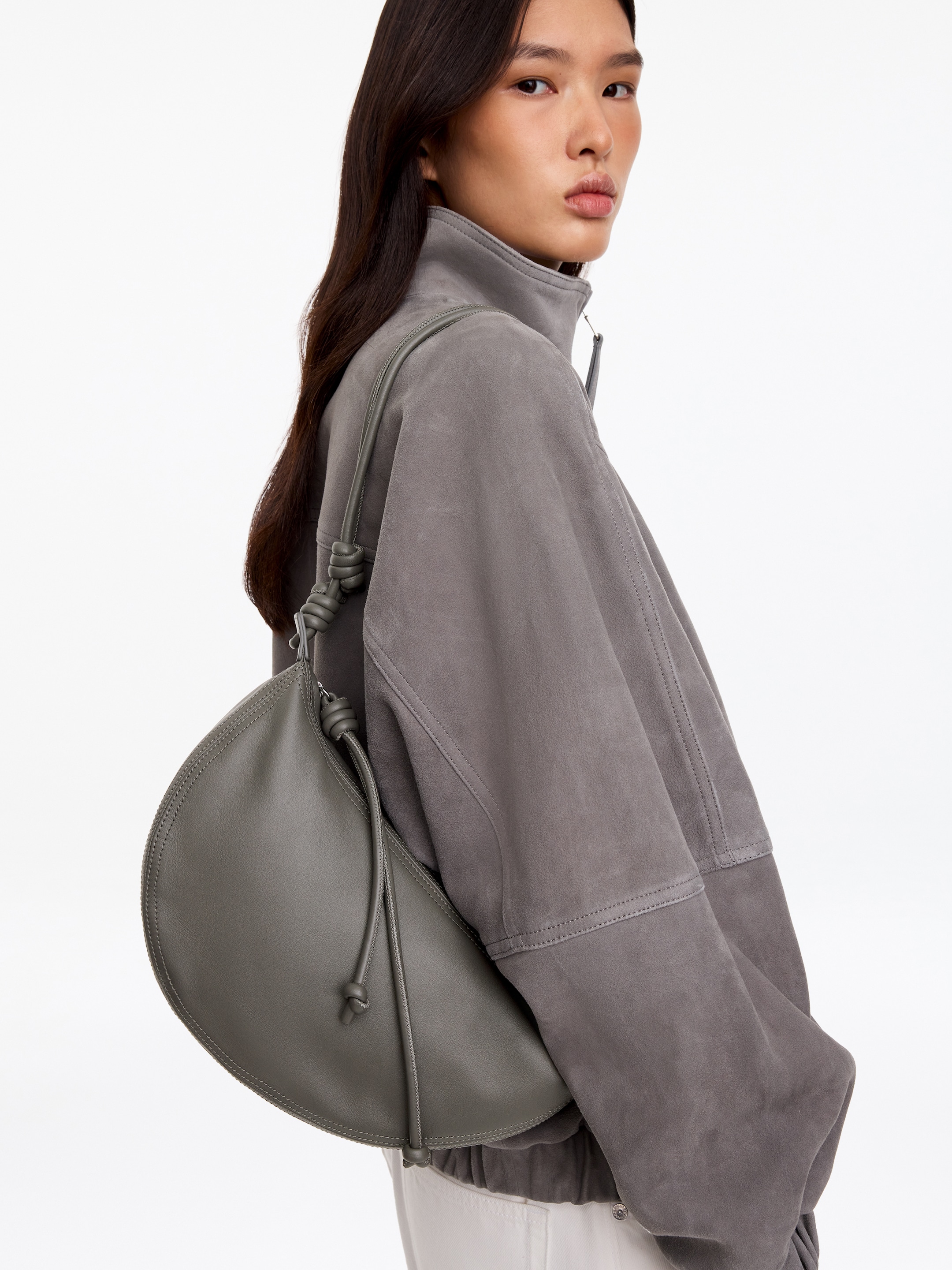 Borsa in pelle a mezzaluna - Grigio - women - StillMedia/Lookbook - 4