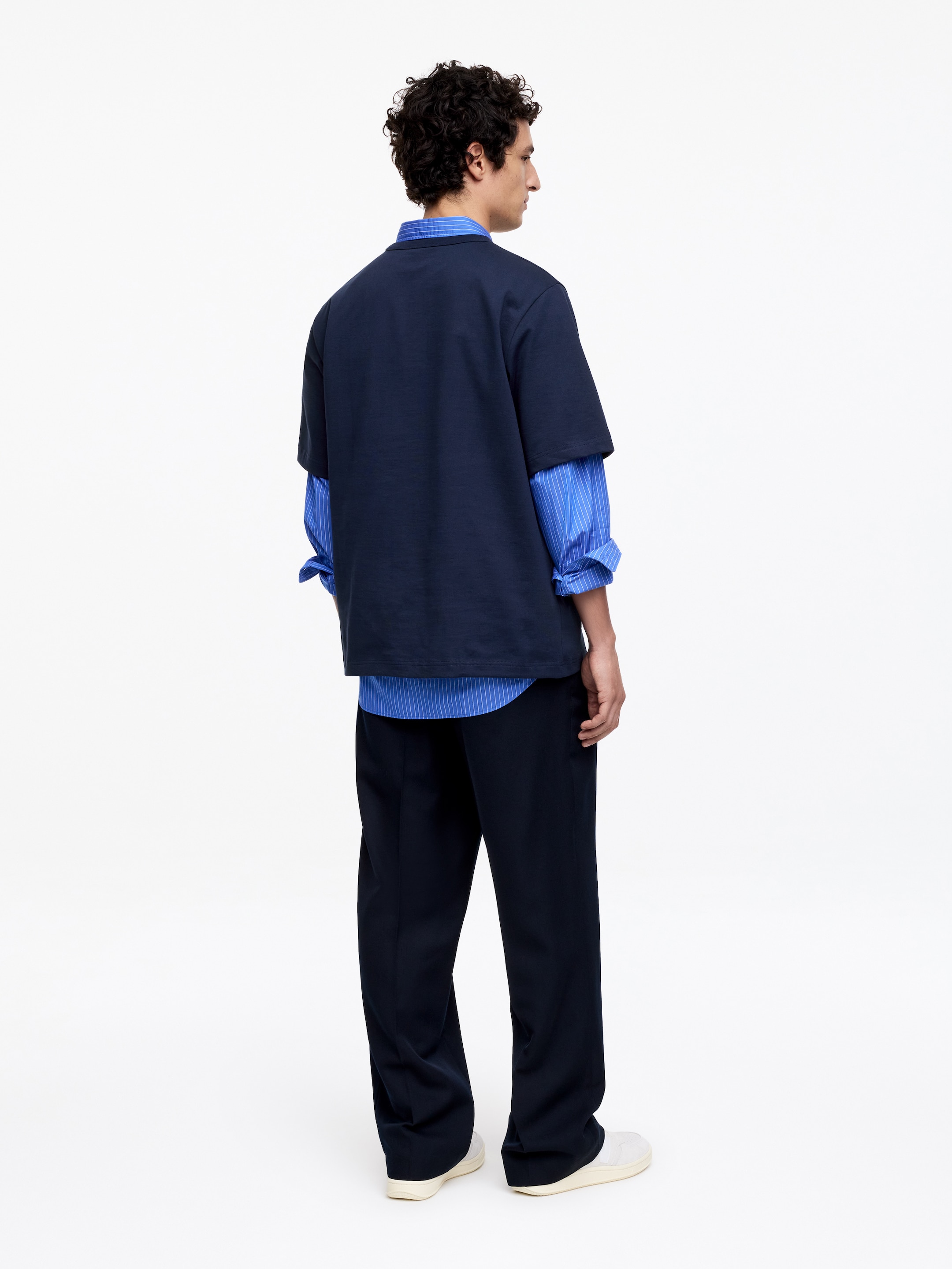 270 GSM Oversized T-Shirt - Dark Blue - Relaxed fit - Men - StillMedia/Lookbook - 10