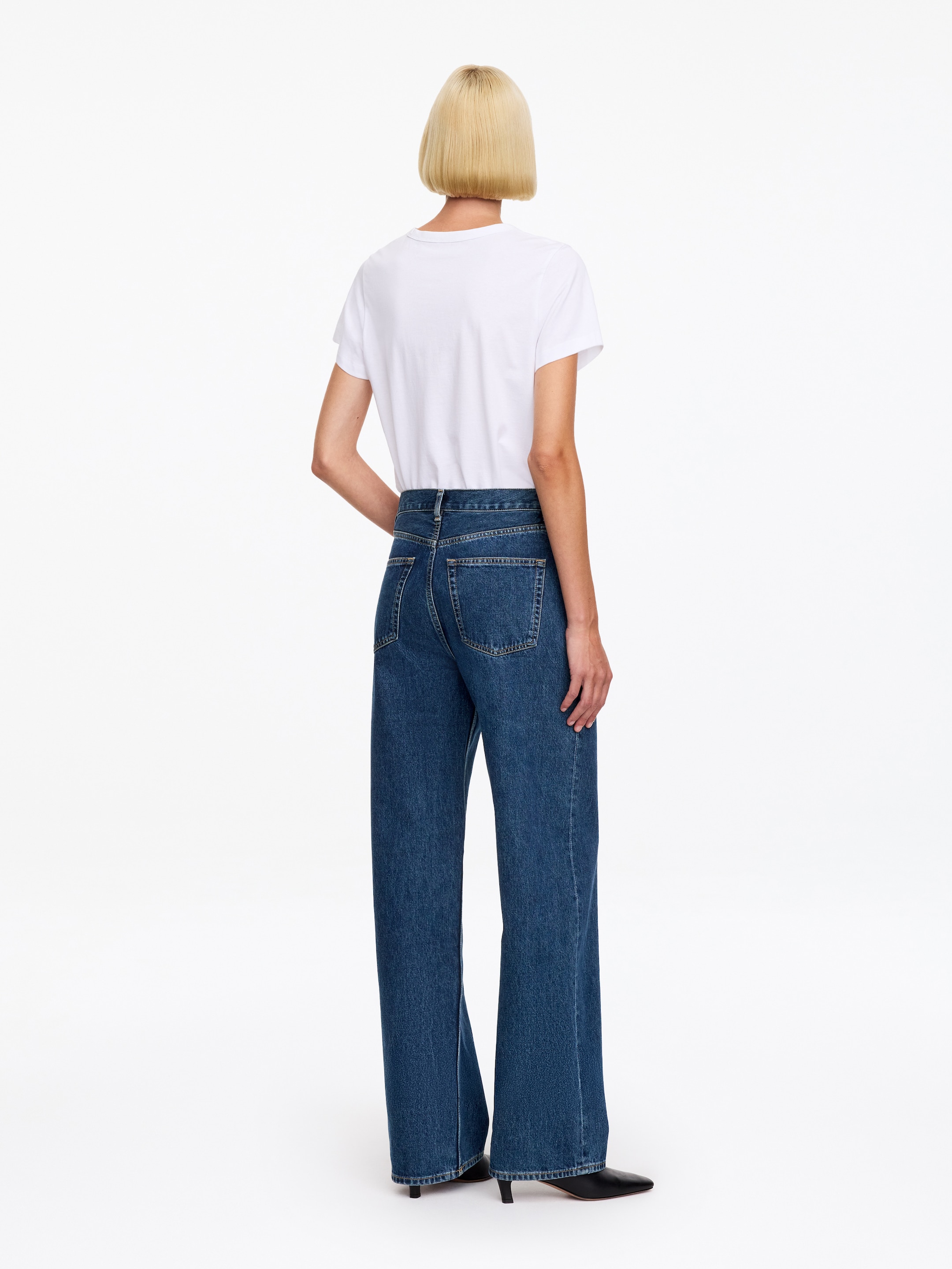 CORAL Wide Jeans - Dark Blue - Relaxed fit - women - StillMedia/Lookbook - 3