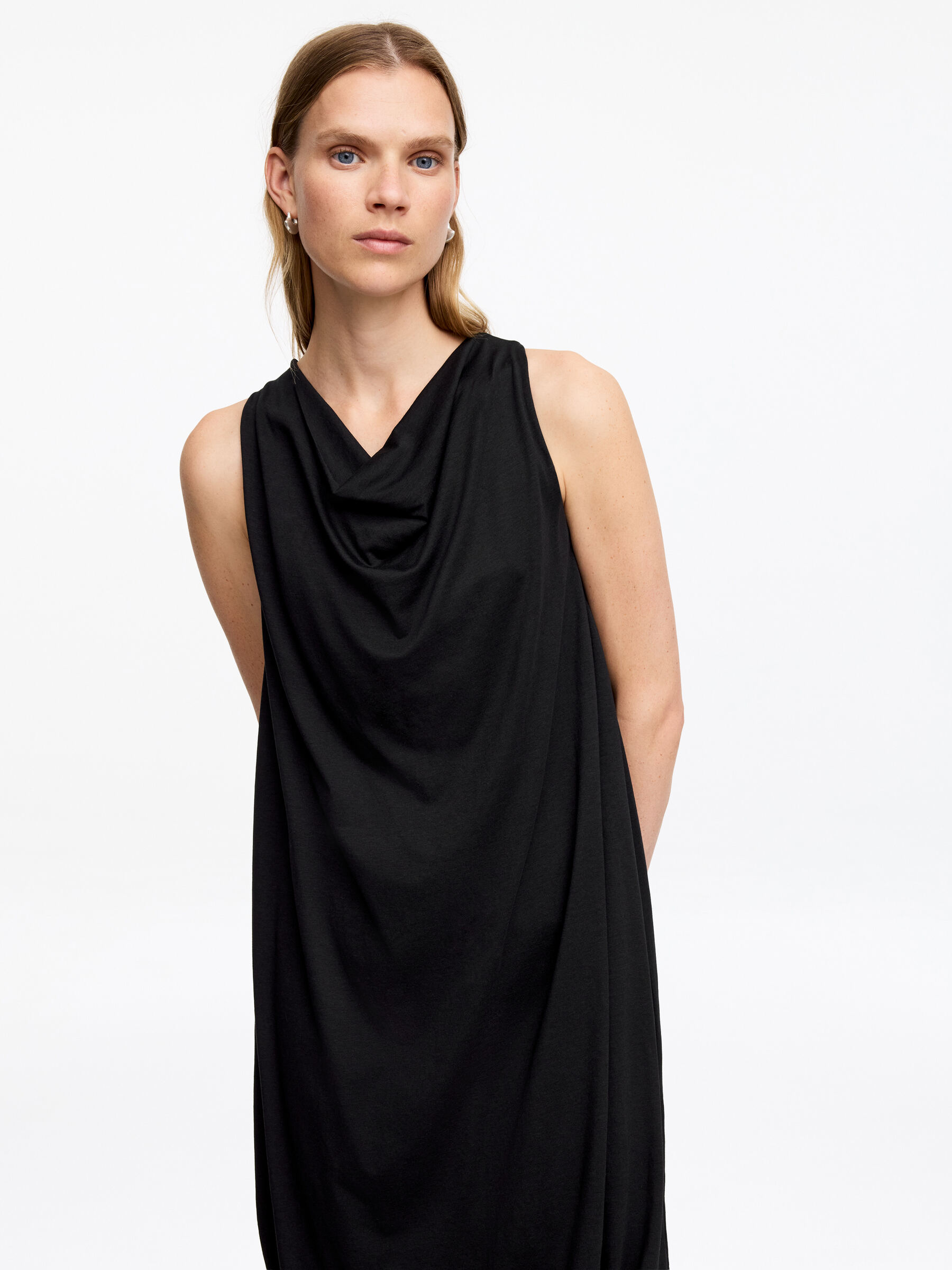 Draped Balloon Dress - Black - Regular fit - Women - StillMedia/Lookbook - 3