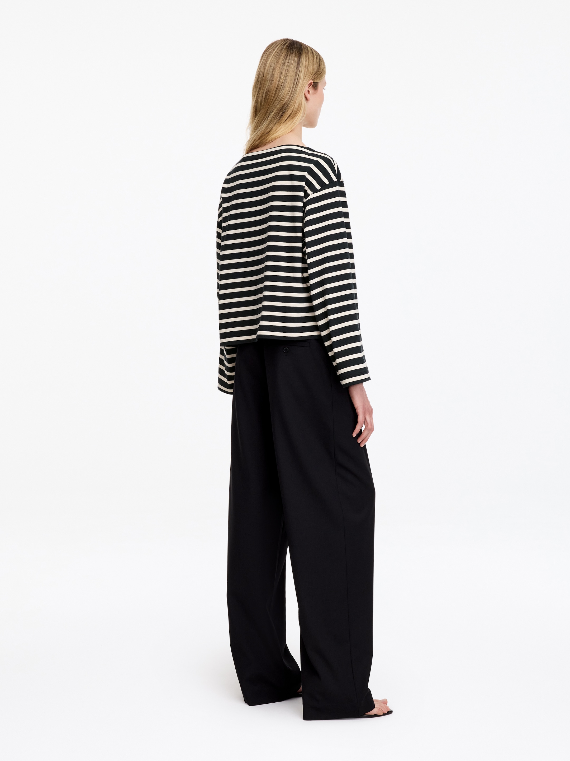 Top de cuello barco a rayas - Negro - Corte estándar - women - StillMedia/Lookbook - 4