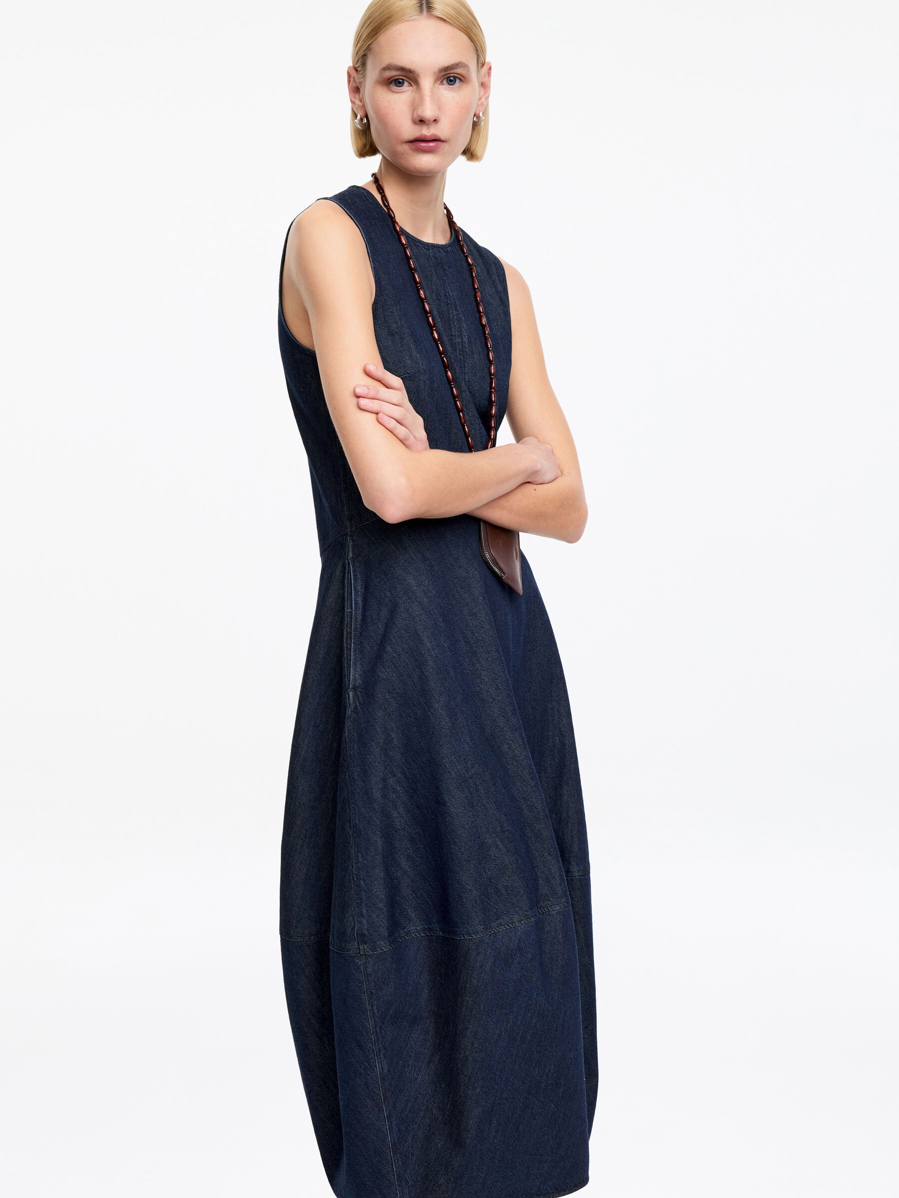 Jeanskleid mit Barrel-Schnitt - Dunkelblau - Regular Fit - Damen - StillMedia/Lookbook - 5