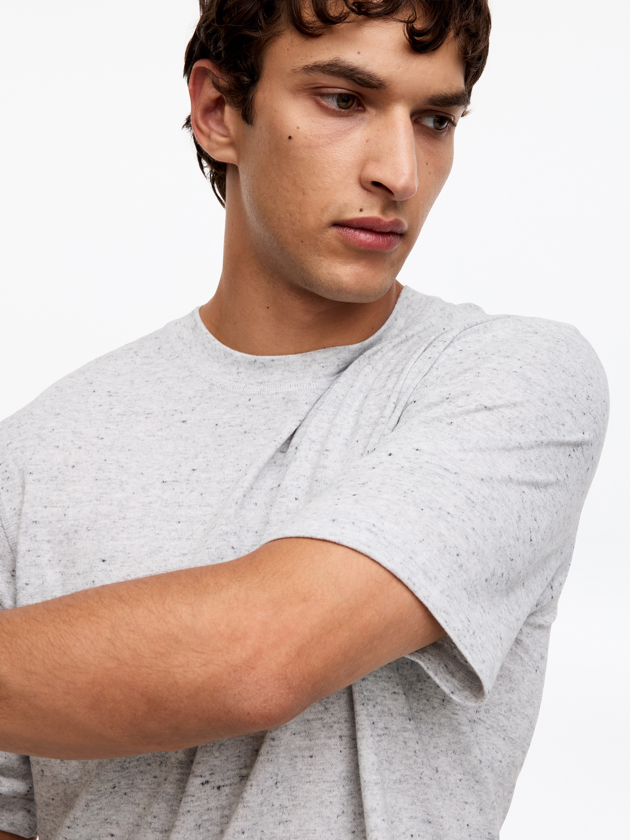 ARKET ACTIVE Soft T-Shirt - Grey Melange - Regular fit - men - StillMedia/Lookbook - 5