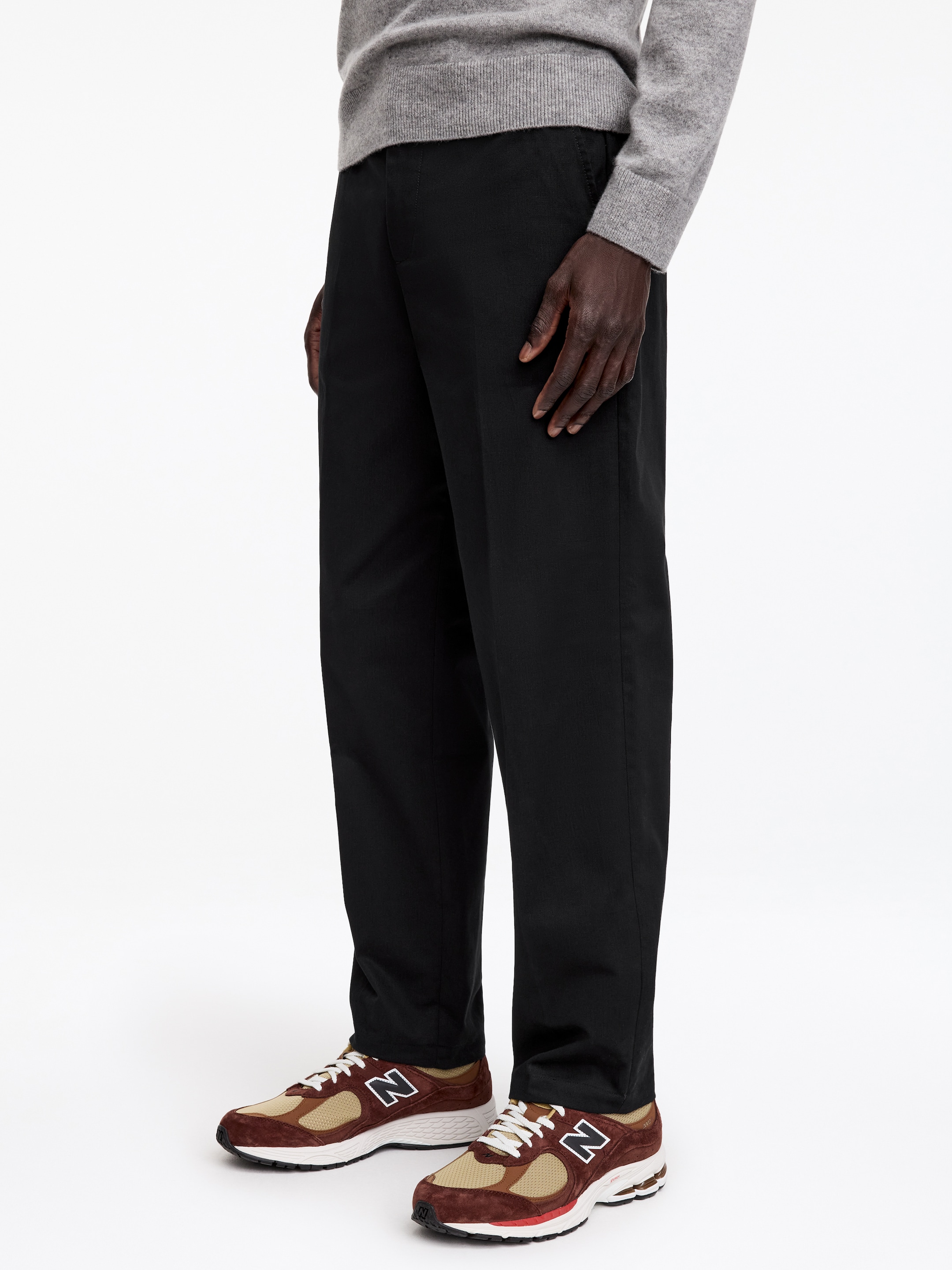 Relaxed chinos - Svart - Relaxed fit - men - StillMedia/Lookbook - 4