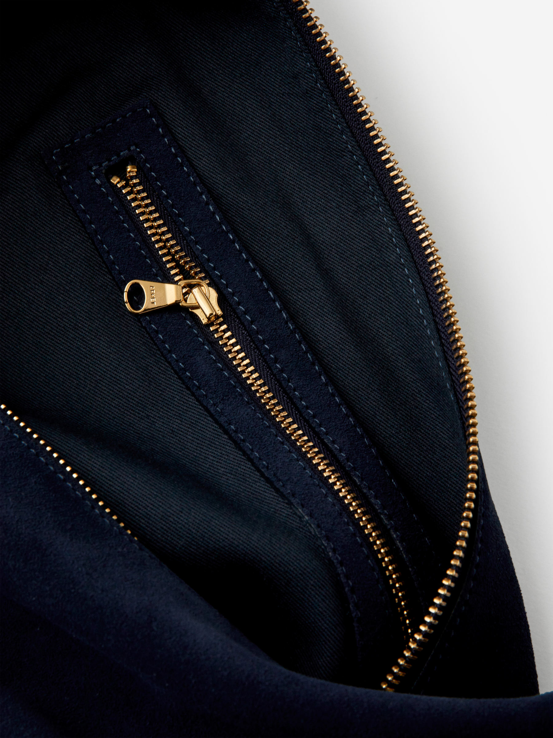 Curved Split Suede Bag - Dark Blue - Women - StillMedia/DescriptiveDetail - 9