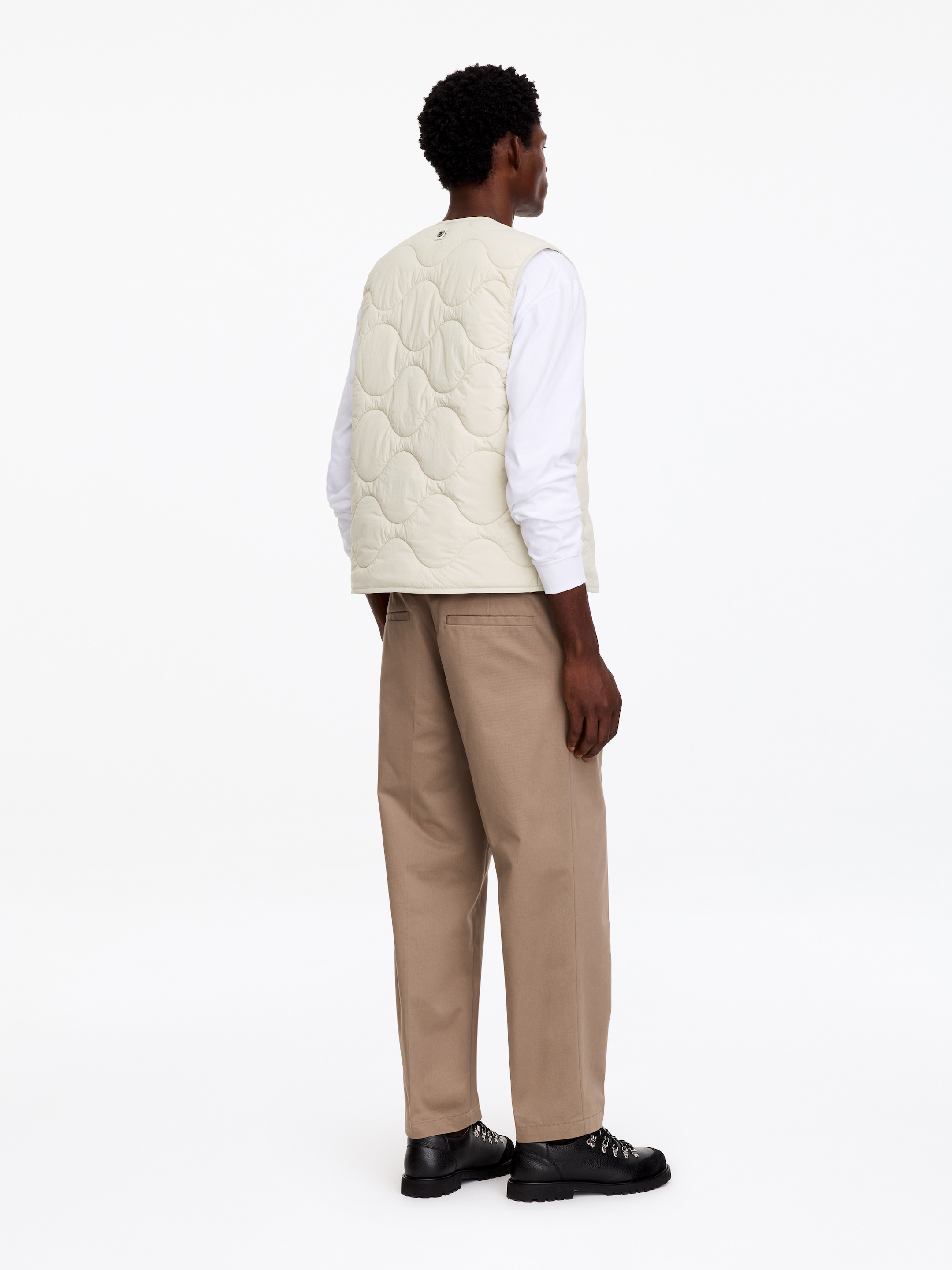Quilted Liner Vest - Mole - Regular fit - men - StillMedia/Lookbook - 8